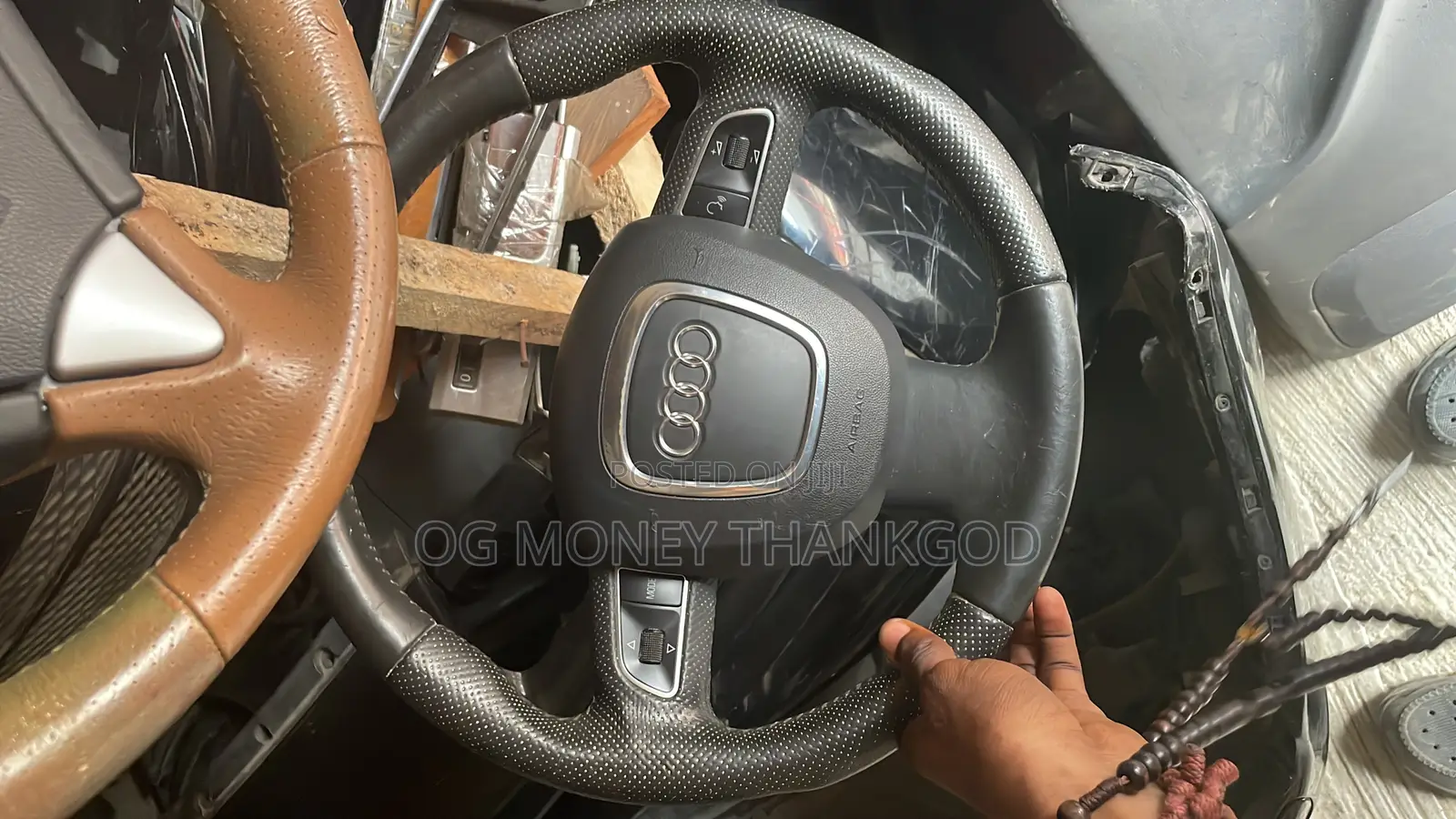 Steering Wheel Audi Q5 2010