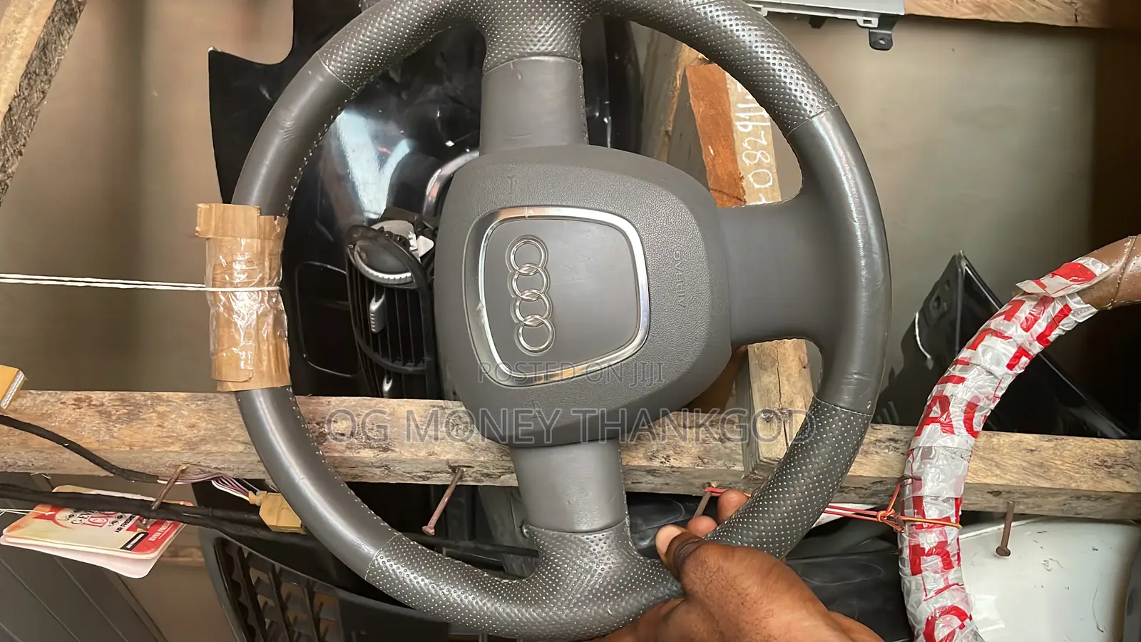 Steering Wheel Audi Q5 2010