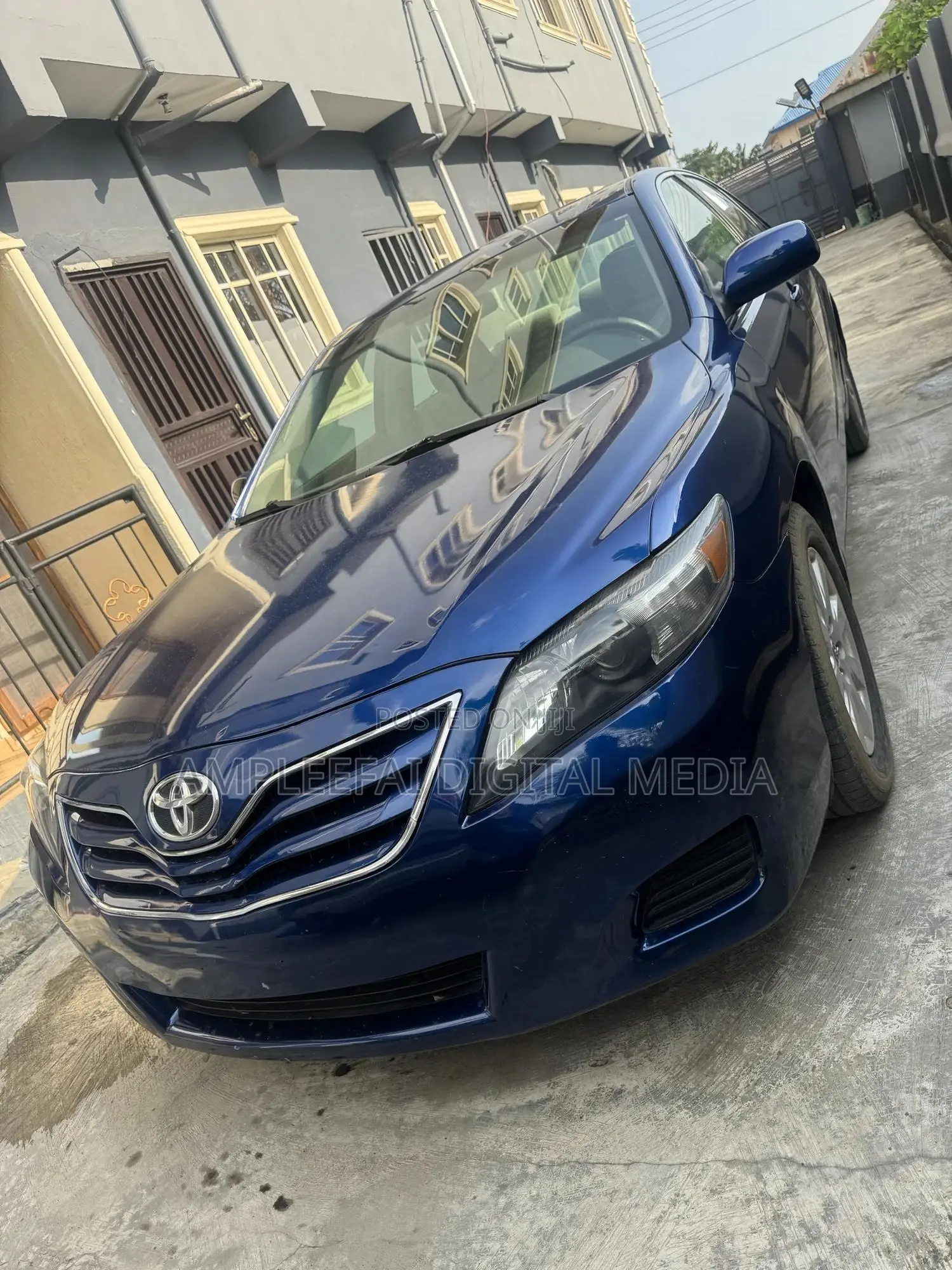 Toyota Camry 2010 Blue