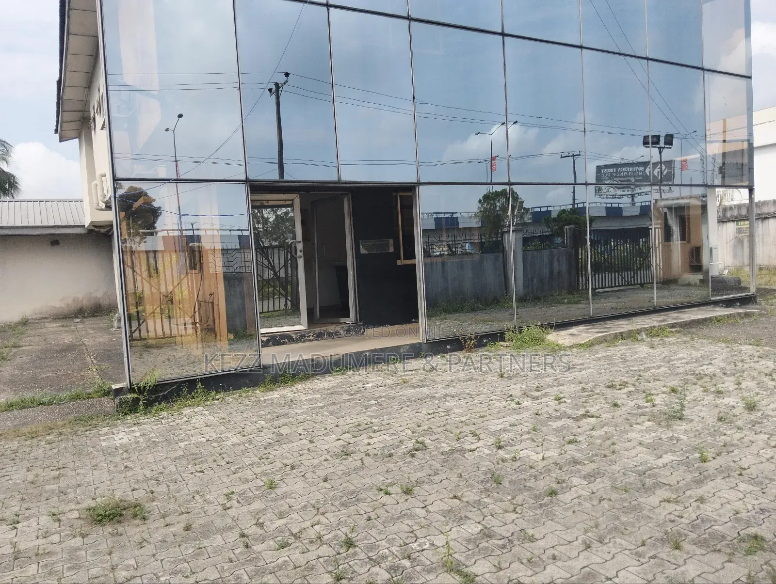 4bdrm Duplex in Major Aba Road Port for rent