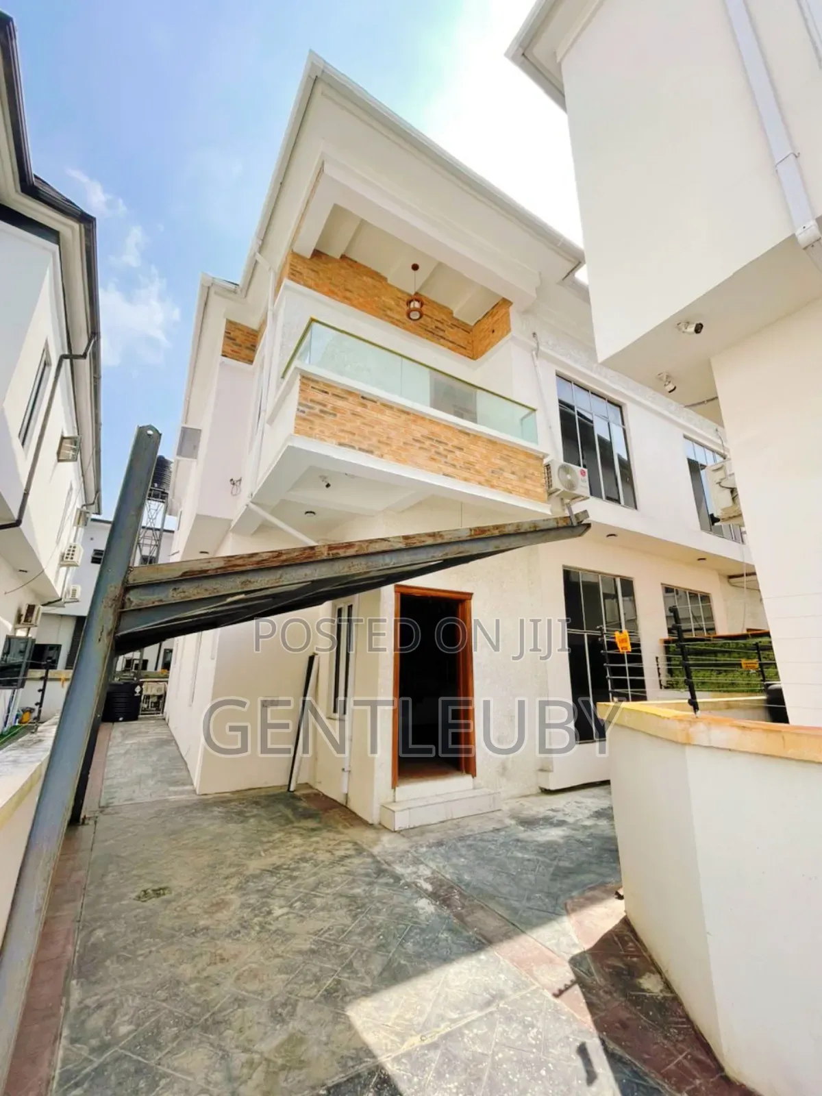 4bdrm Duplex in Lekki County for rent