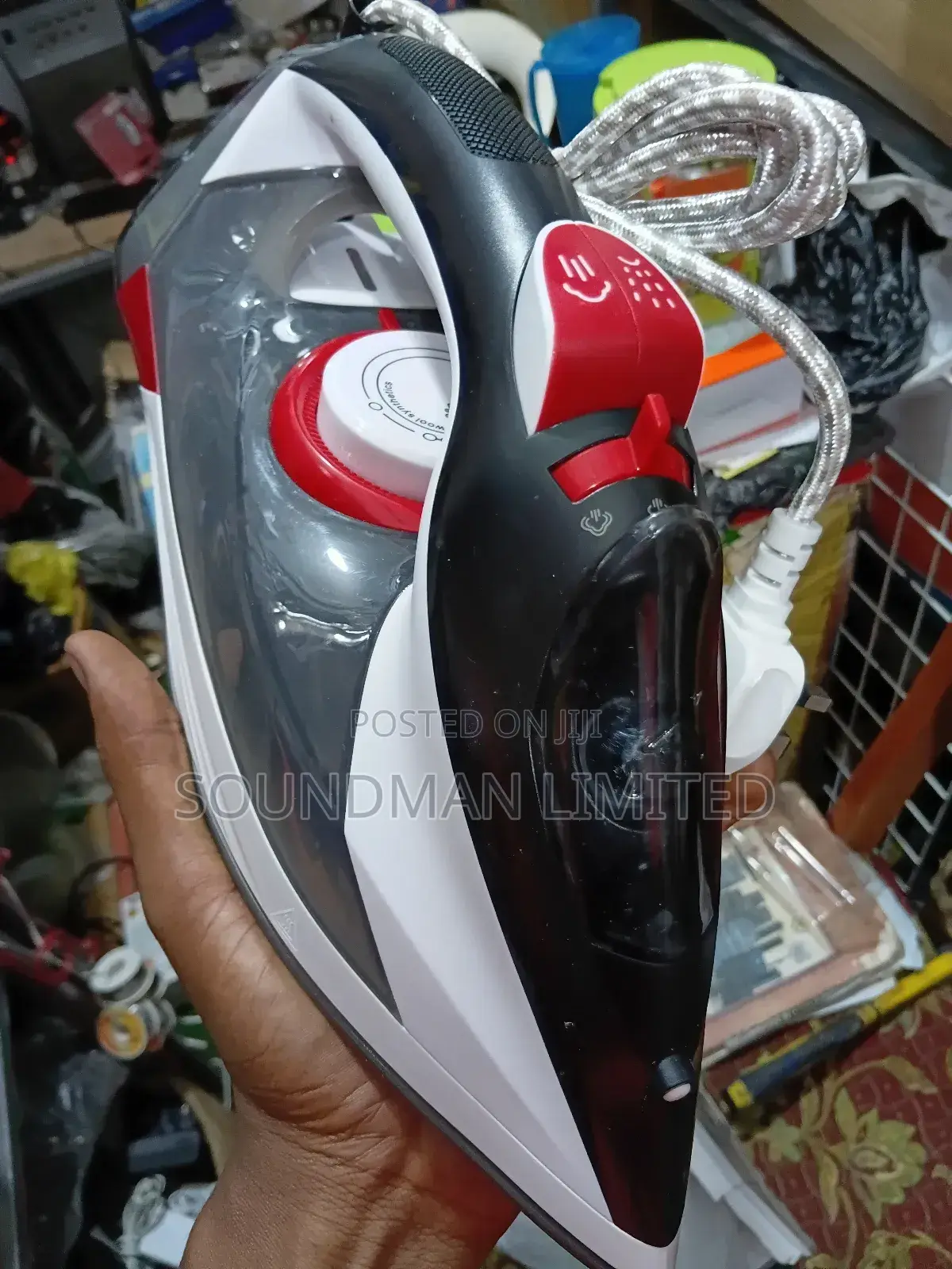 Euromax Steam Iron