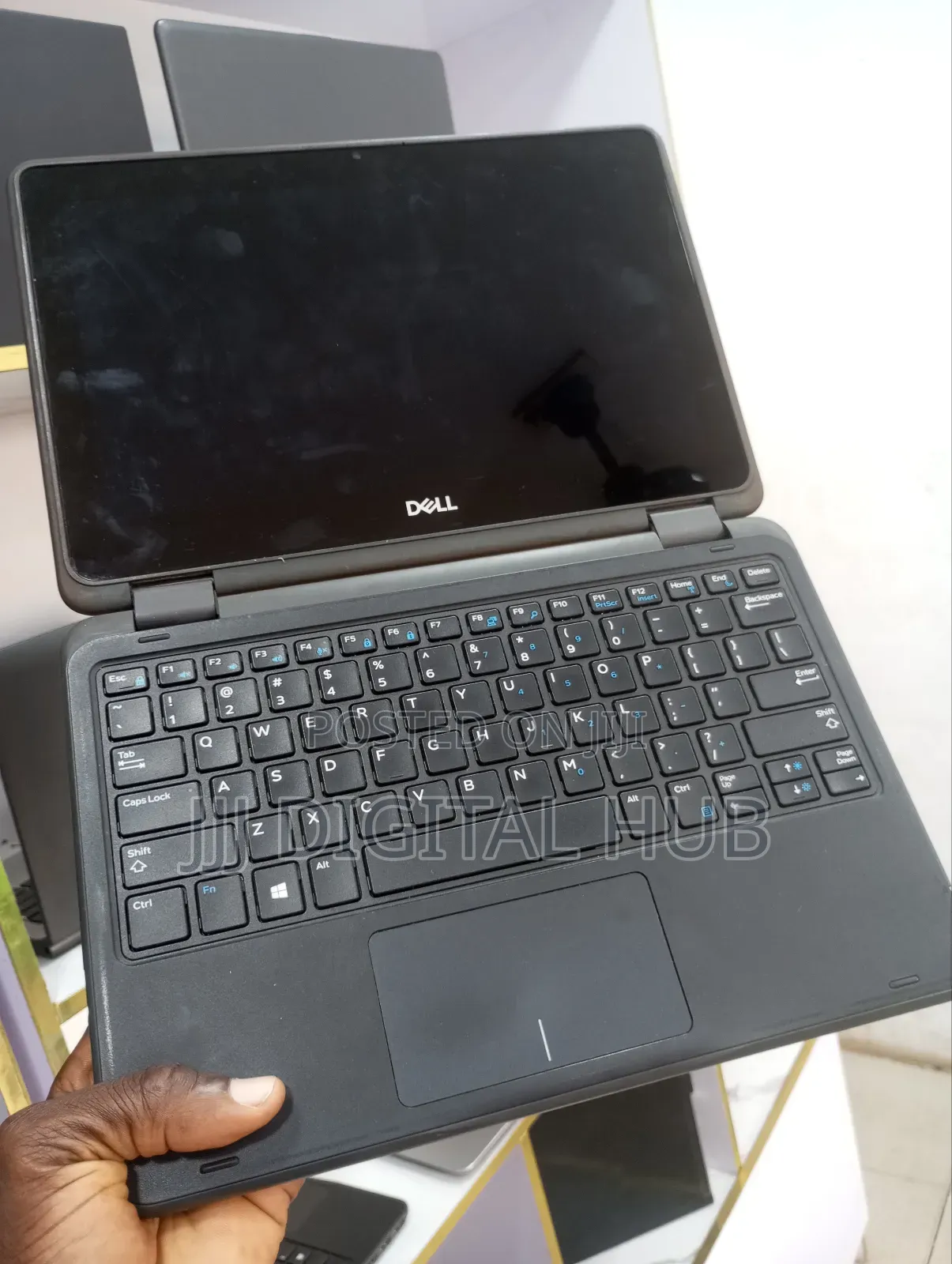 Laptop Dell Latitude 3190 2-in-1 8GB Intel Pentium SSD 128GB