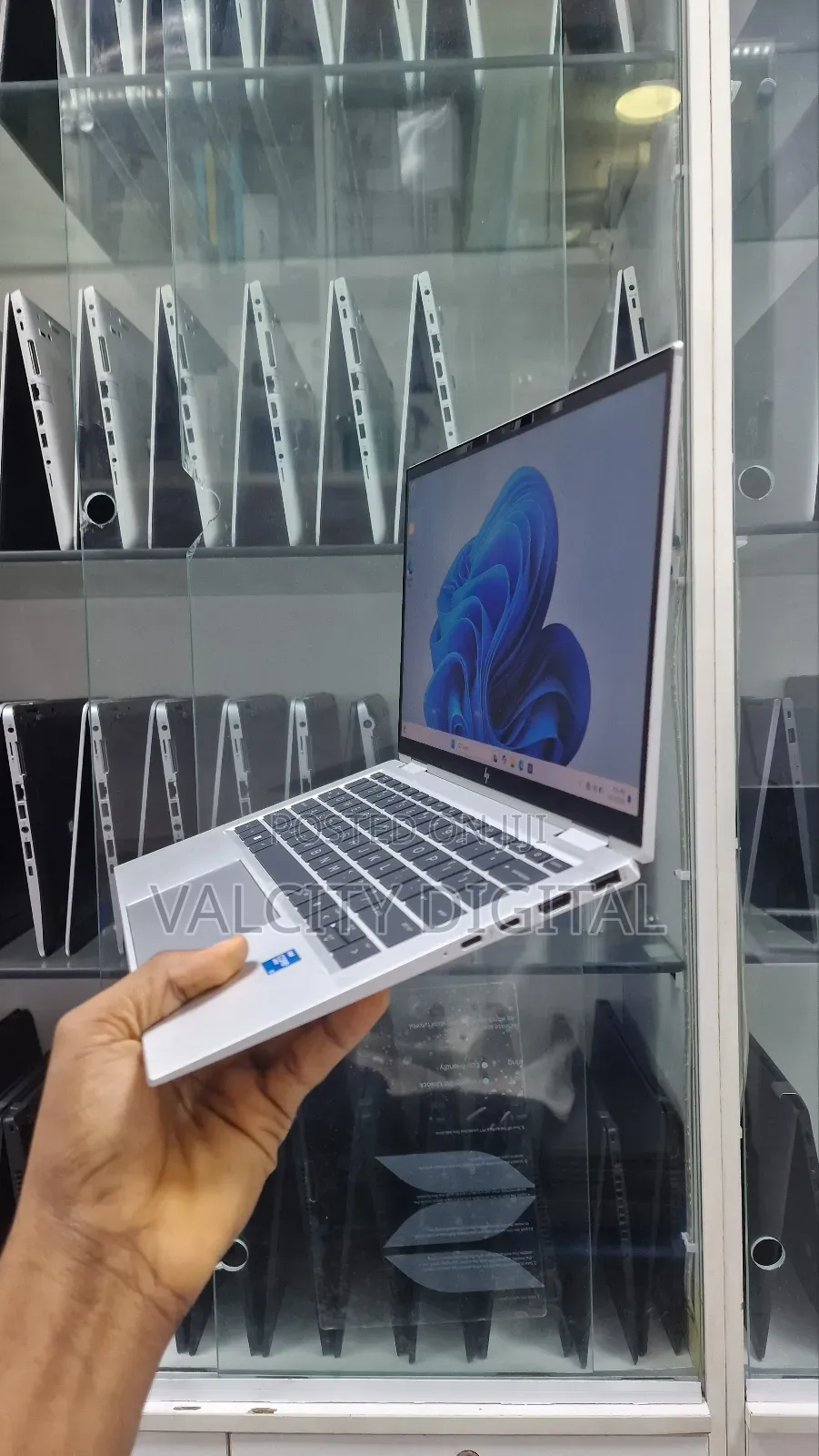 Laptop HP EliteBook x360 1030 G8 16GB Intel Core i5 SSD 512GB