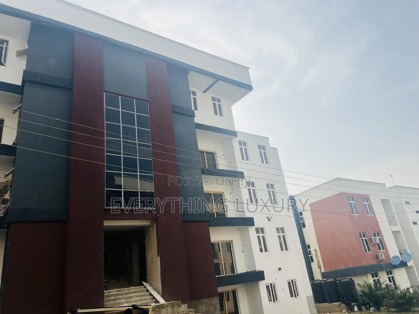 3bdrm Block of Flats in Dantata, Gwarinpa for rent