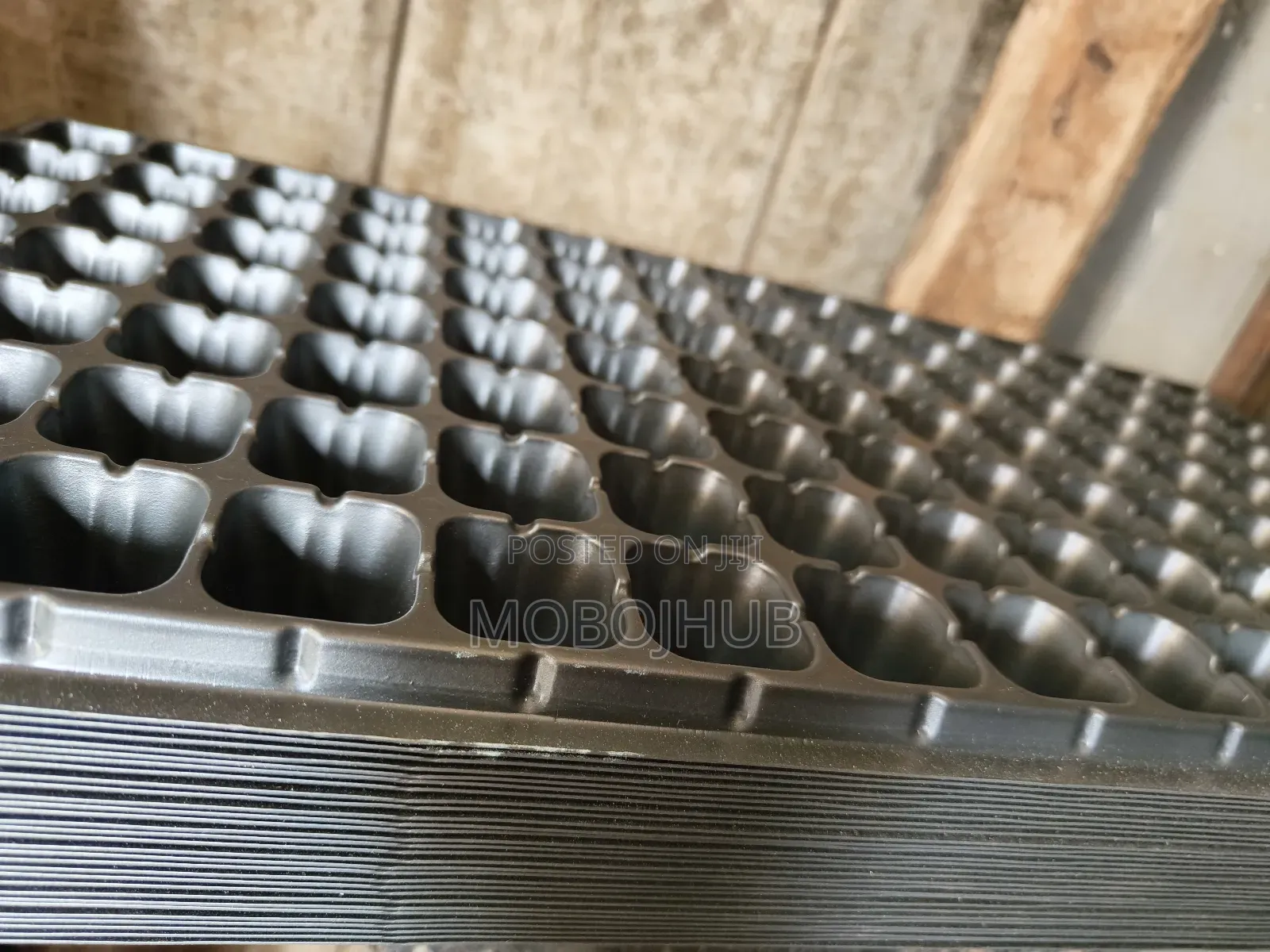 105cell Seedtray, Nursery Tray, Plant Starter, Plant Trays