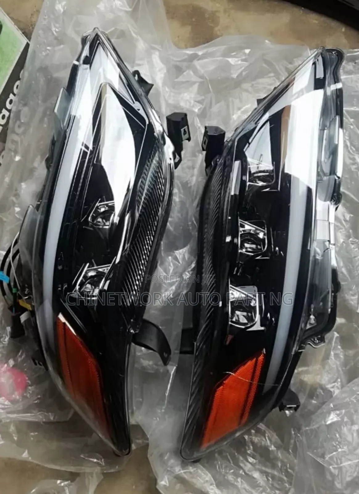 Toyota Camry 2010 Headlamp (Conversion Type)