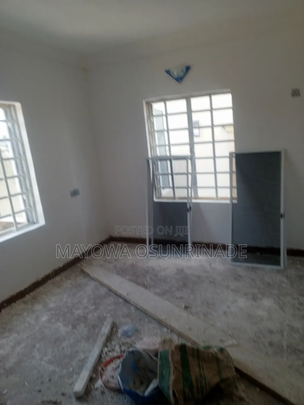 2bdrm Apartment in Ologuneru for rent