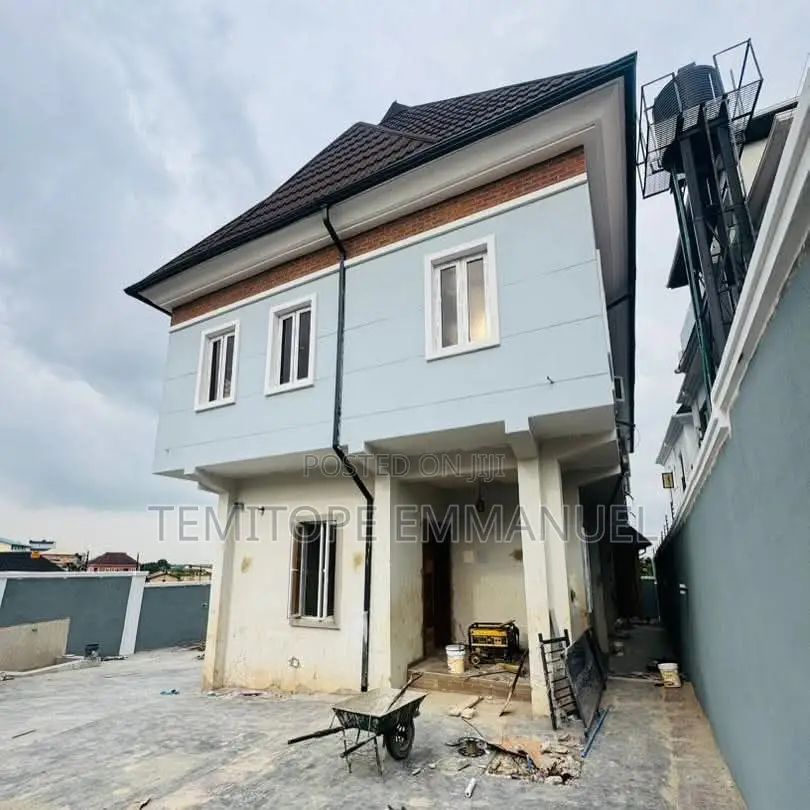Furnished 4bdrm Duplex in Magodo Phase 1 for sale