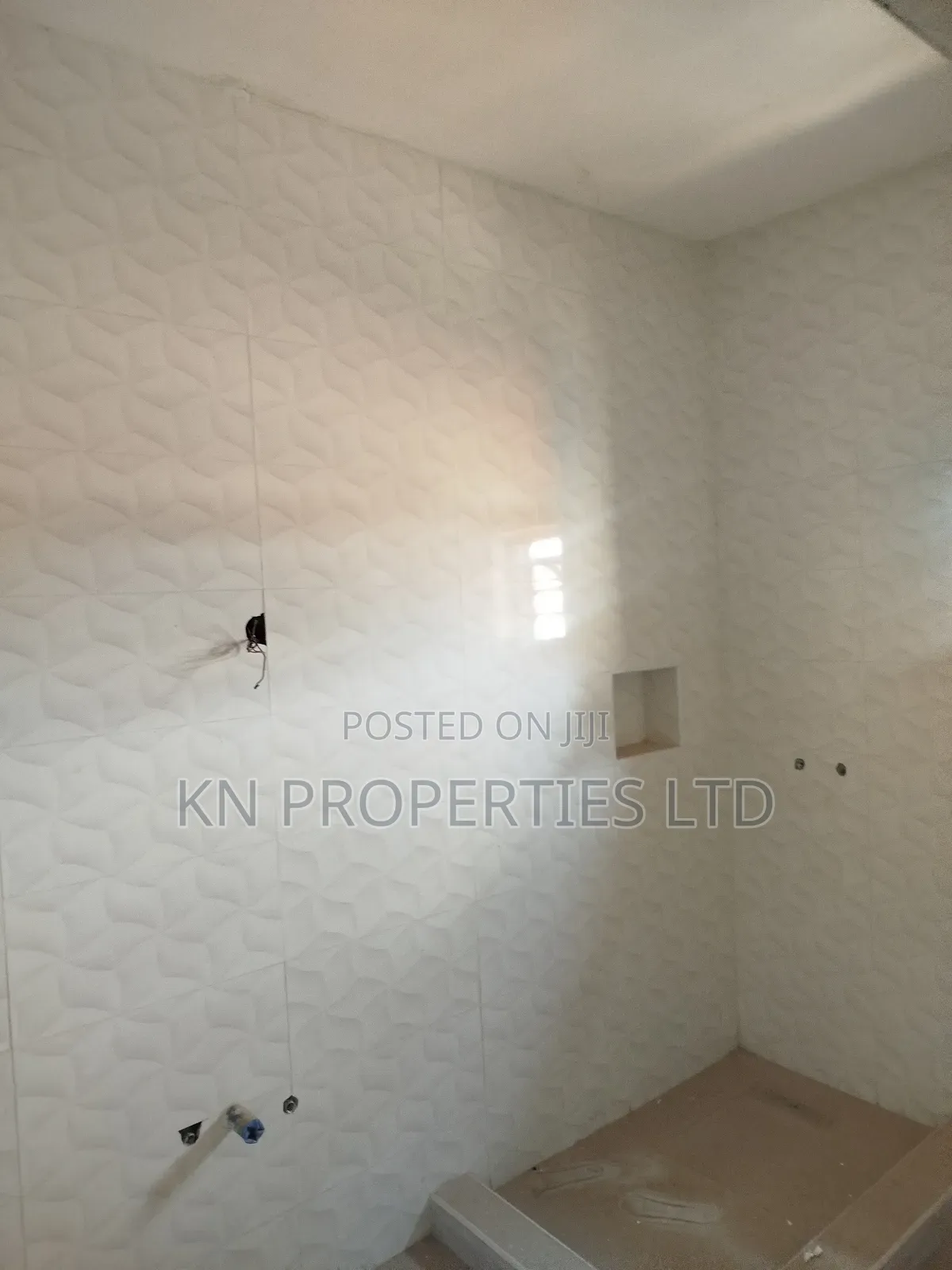 3bdrm Block of Flats in Mabushi for rent