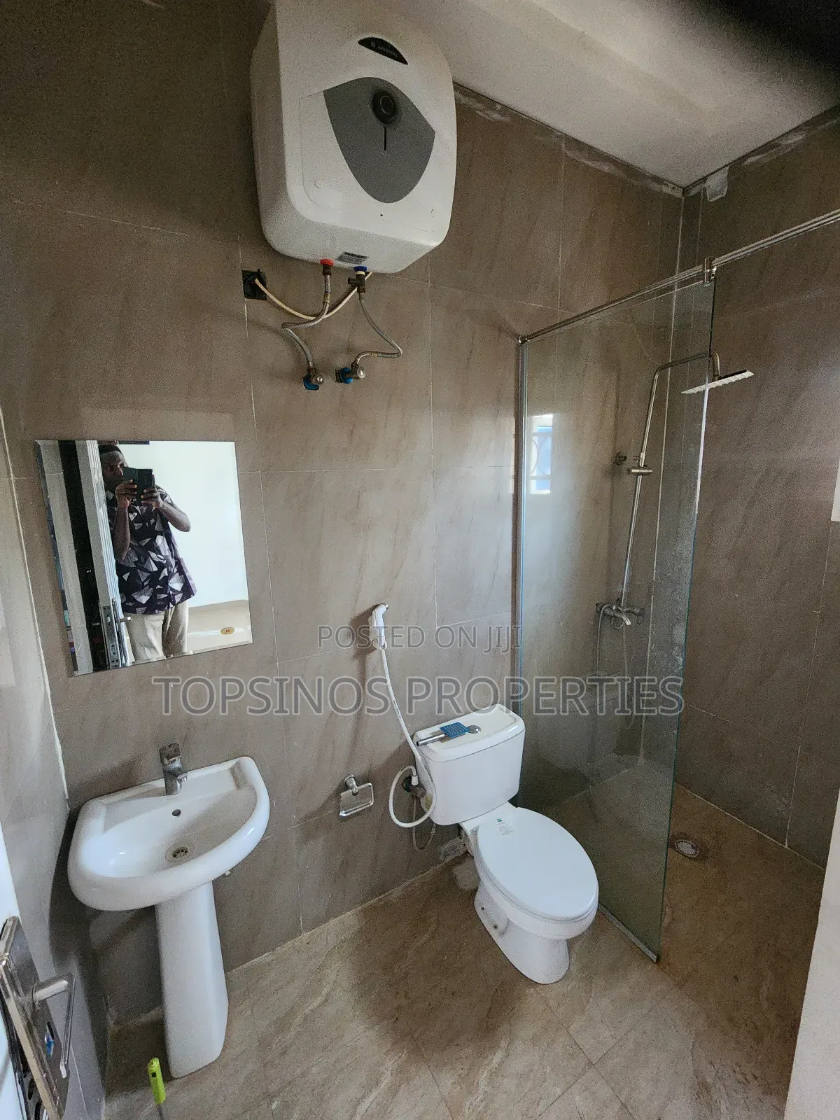 2bdrm Block of Flats in Dawaki for rent