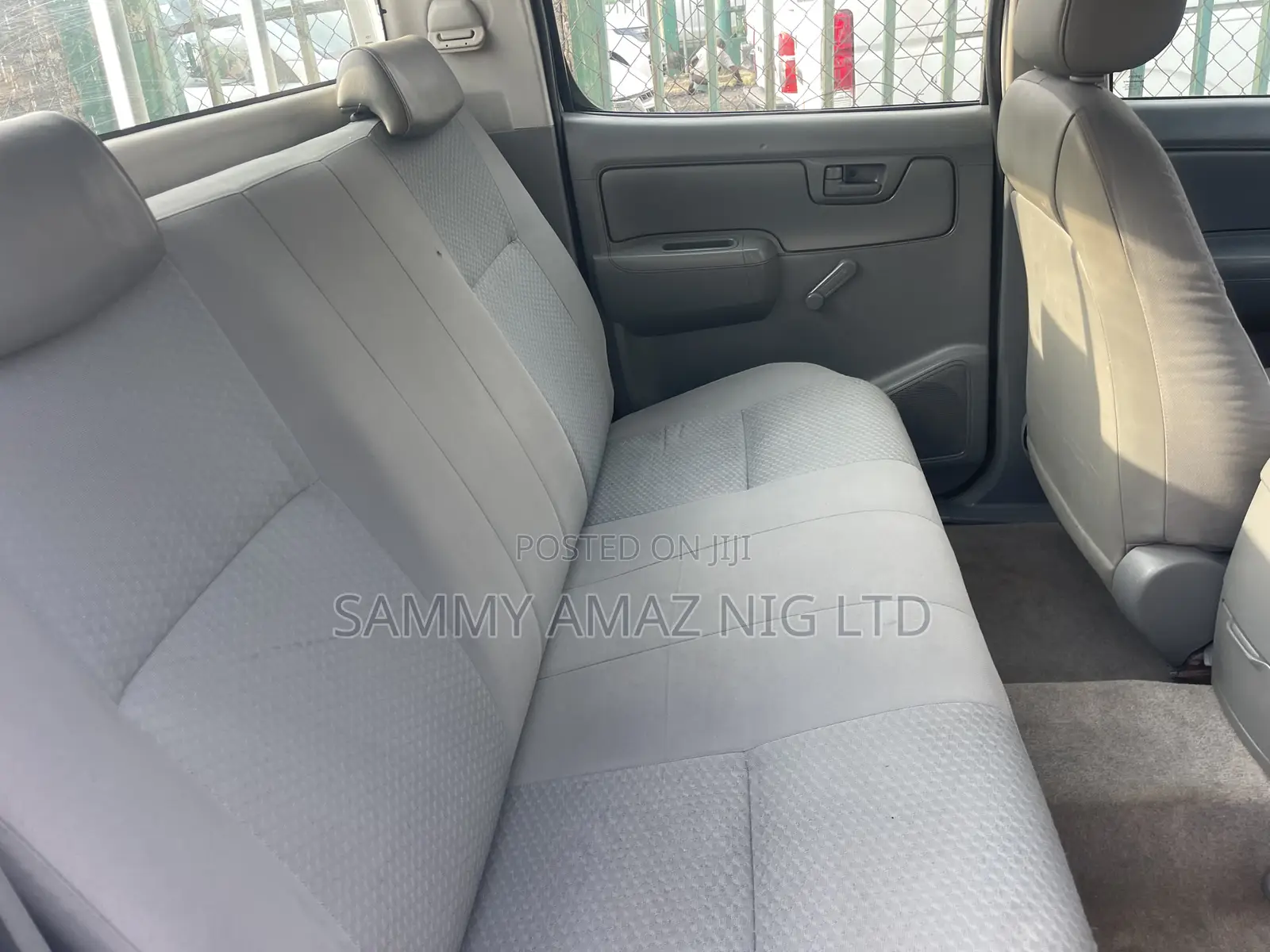 Toyota Hilux 2010 White