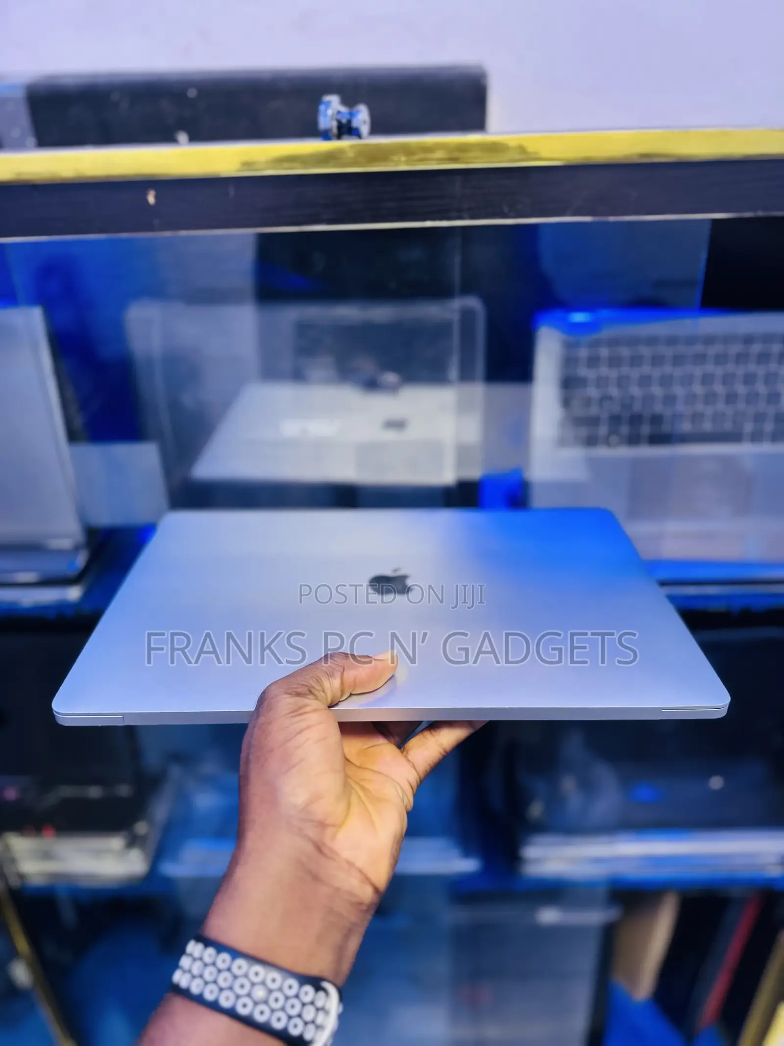 Laptop Apple MacBook Pro 2019 16GB Intel Core I7 SSD 512GB