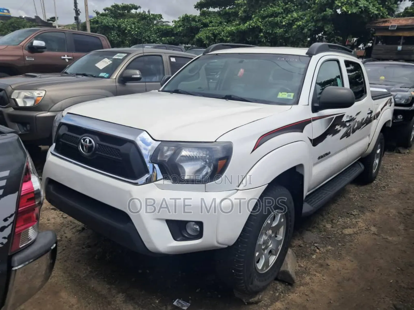 Toyota Tacoma 4dr Double Cab 5.0 ft. SB (2.7L 4cyl 4A) 2015 White