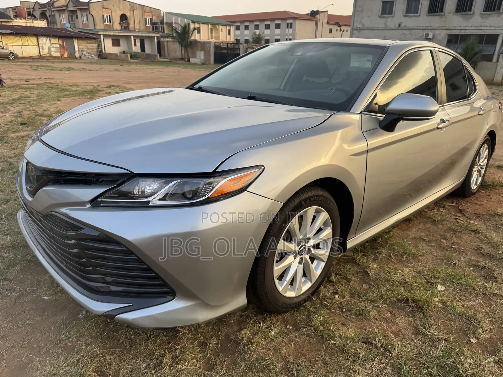 Toyota Camry LE (2.5L 4cyl 8A) 2019 Silver