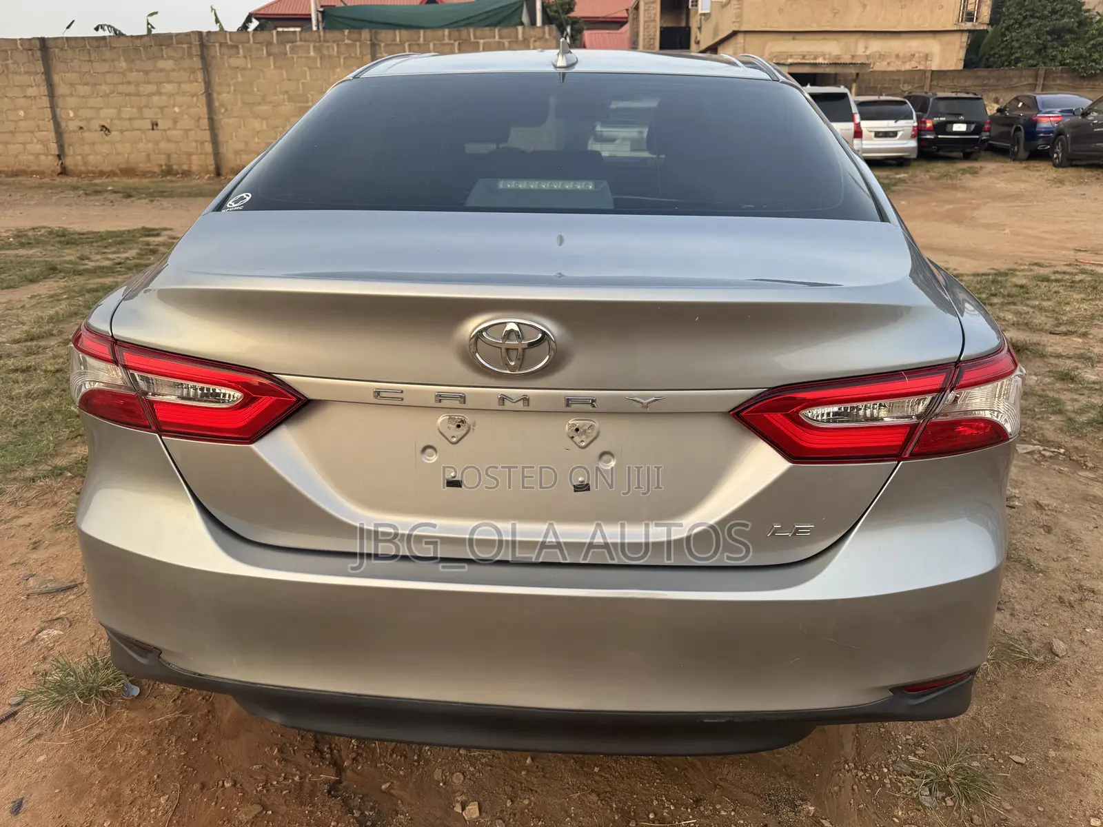 Toyota Camry LE (2.5L 4cyl 8A) 2019 Silver