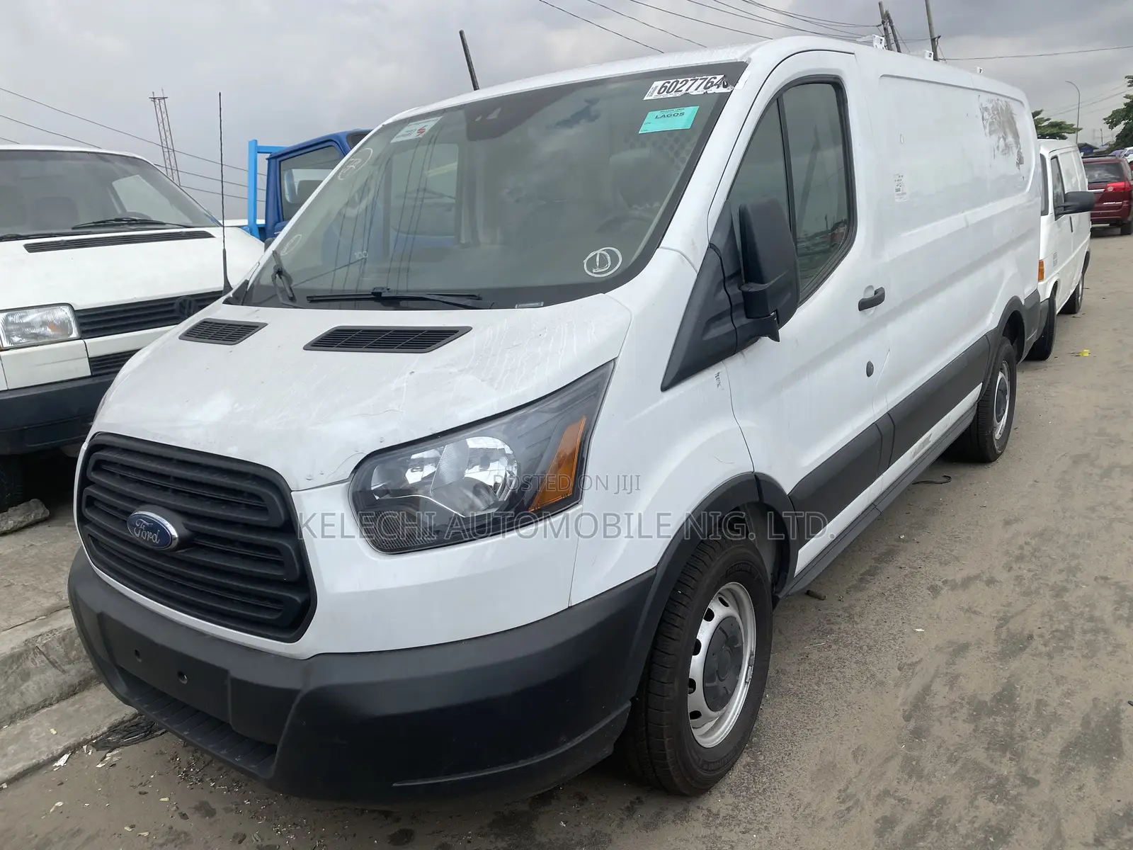 Ford E350 2019 White