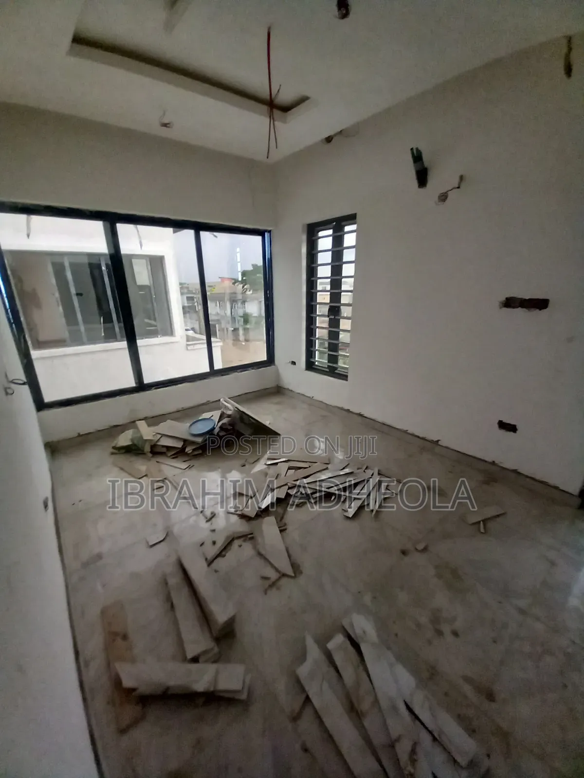 4bdrm Townhouse/Terrace in Ogba Gra for Sale