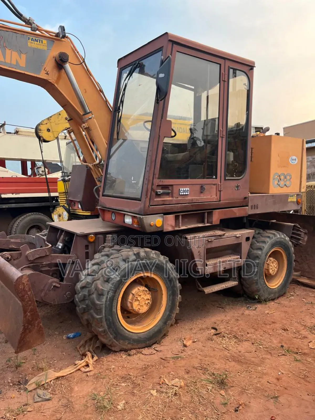 Case Tyre Excavator - Foreign Use