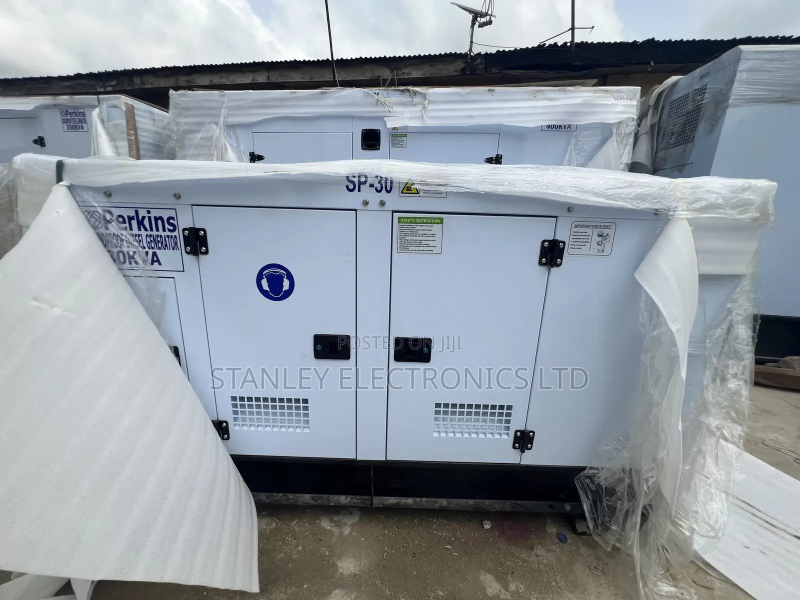 New Arrival of 30kva Perkins Soundproof Generator 100% Copper Coil