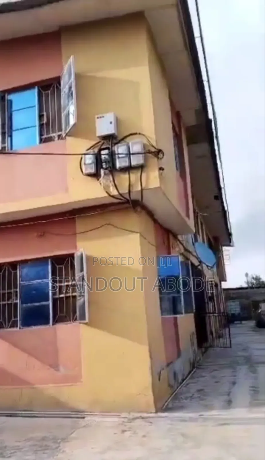 3bdrm Block of Flats in Idimu for sale