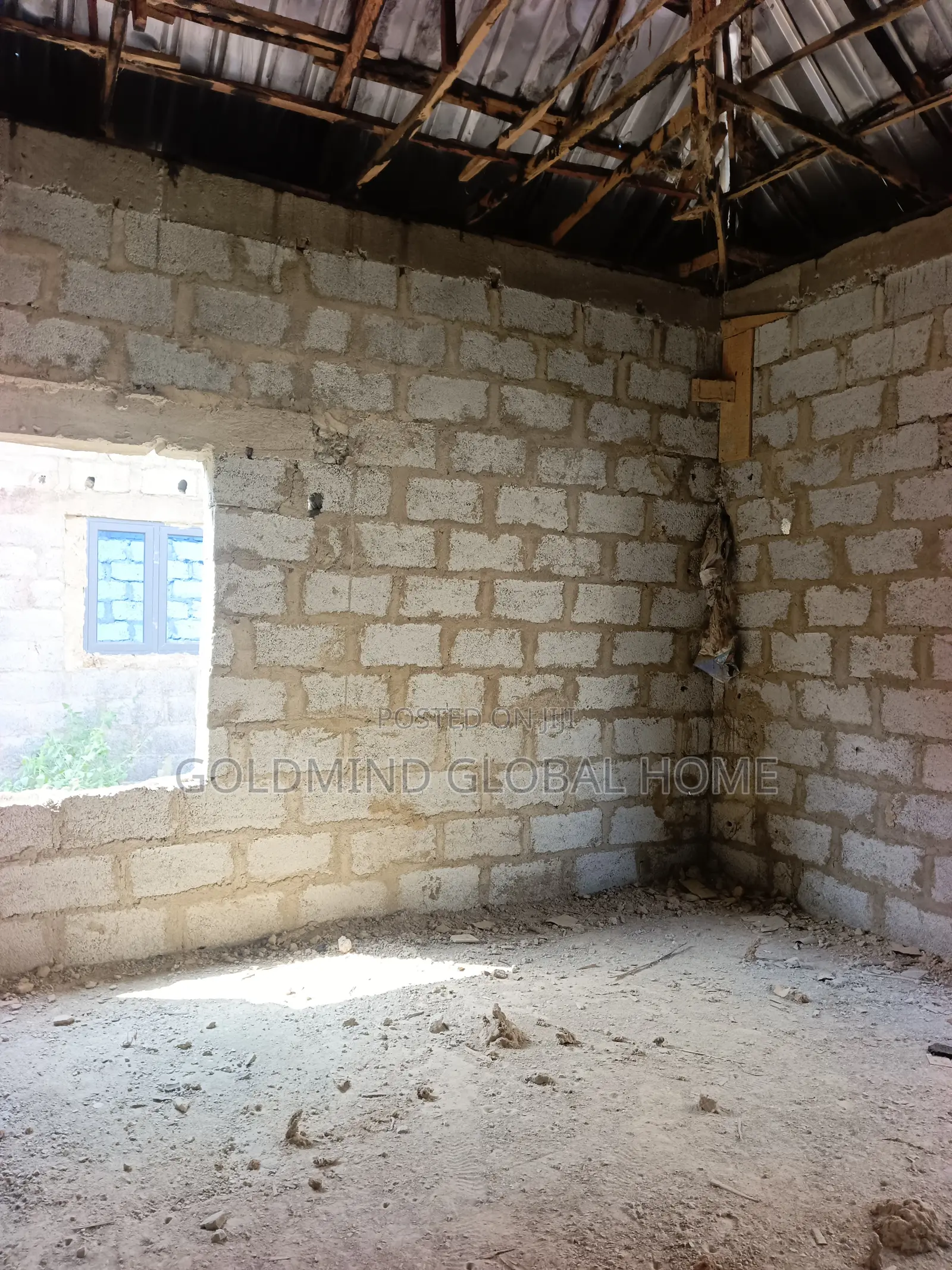 3bdrm Bungalow In Goldmind Estate, Fha For Sale