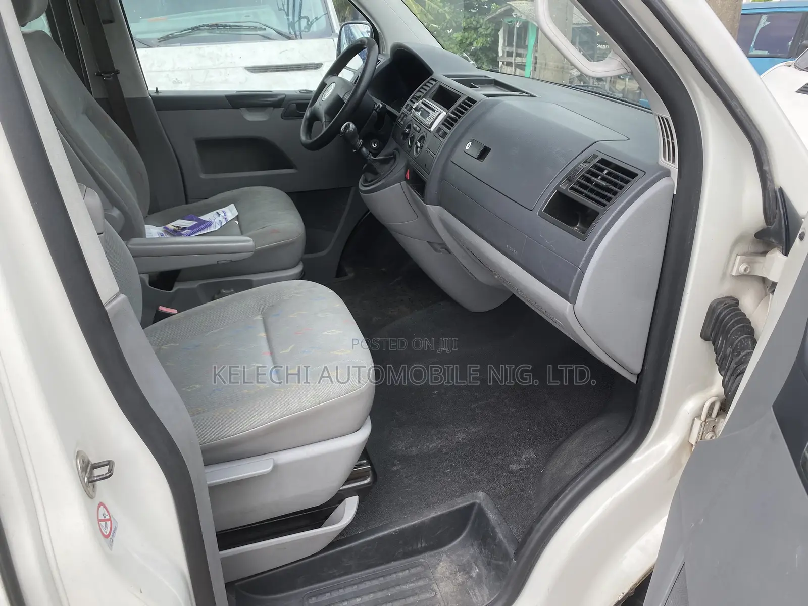Volkswagen Transporter 2013 White
