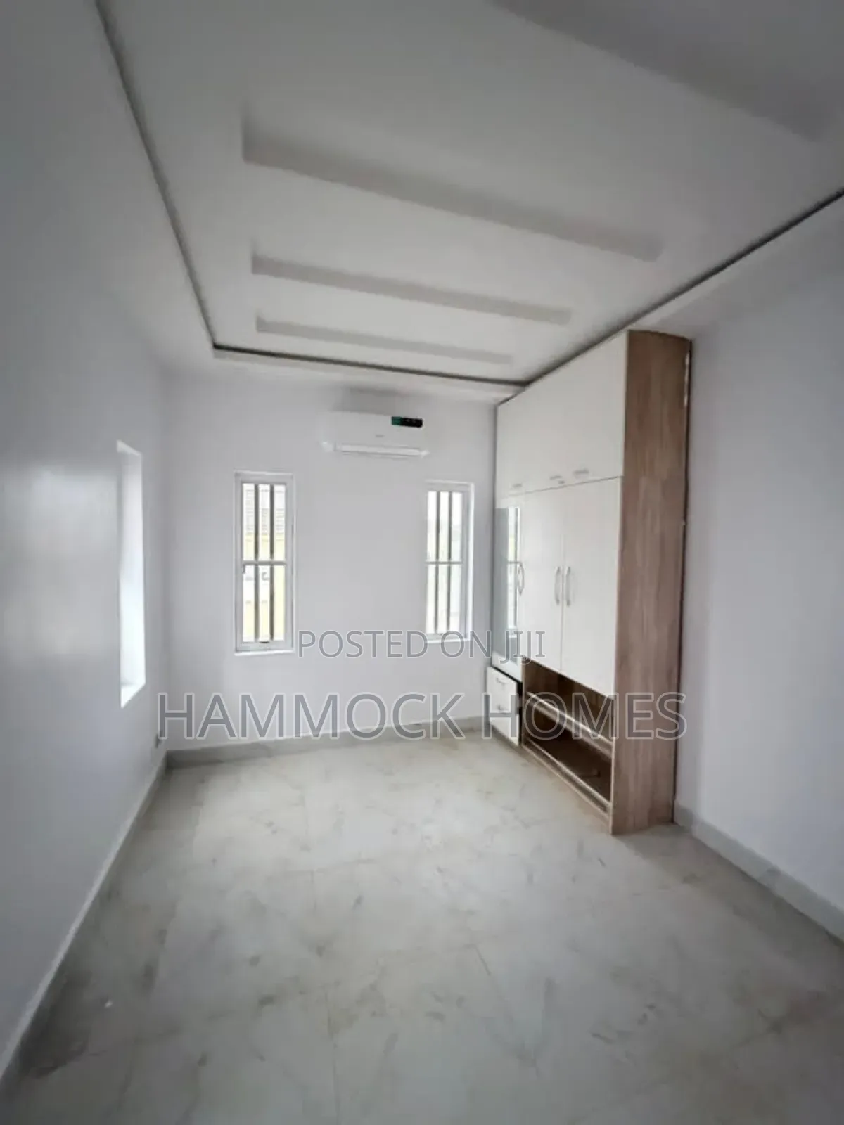 5bdrm Duplex in Jericho Gra for sale