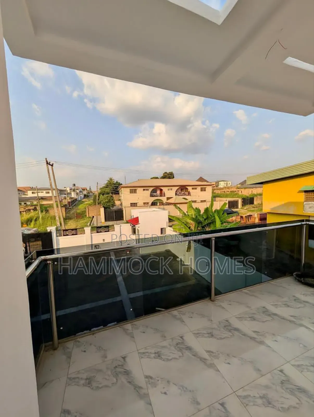 4bdrm Duplex in Palm Garden Estate for sale