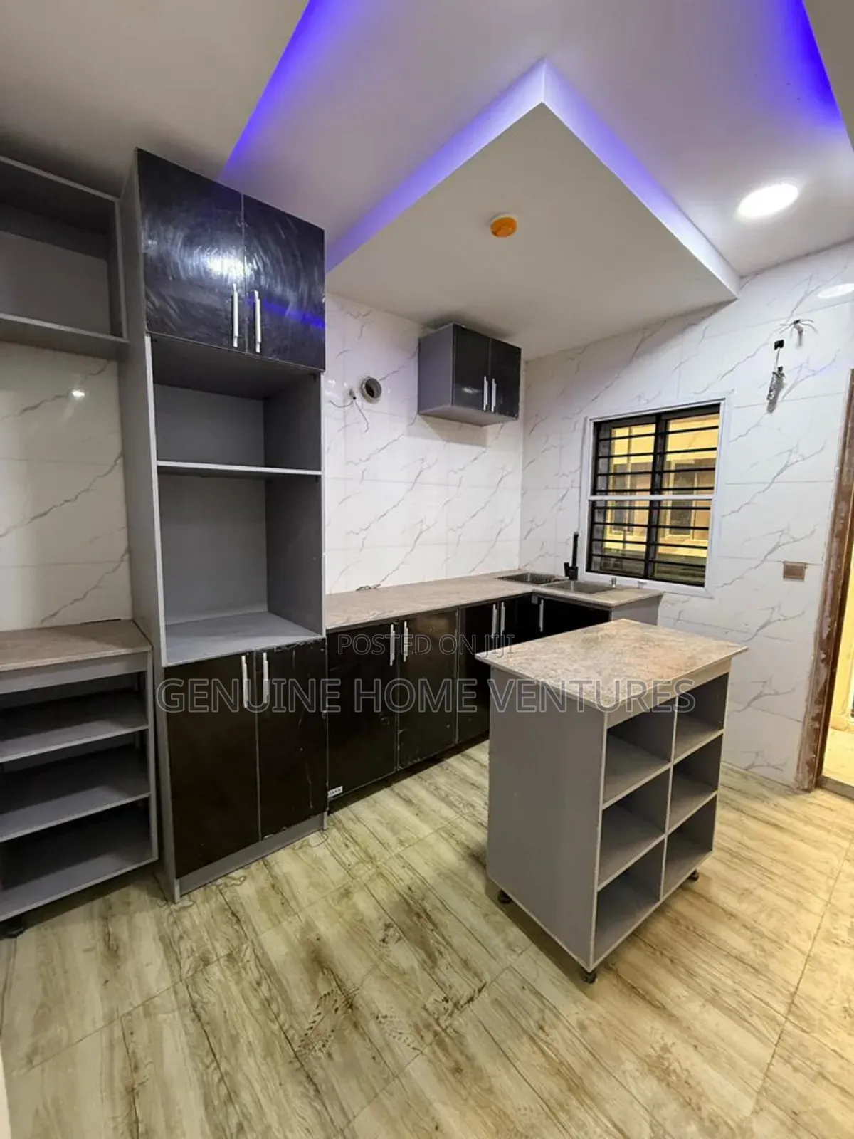 2bdrm Apartment in Lekki Phase One for sale
