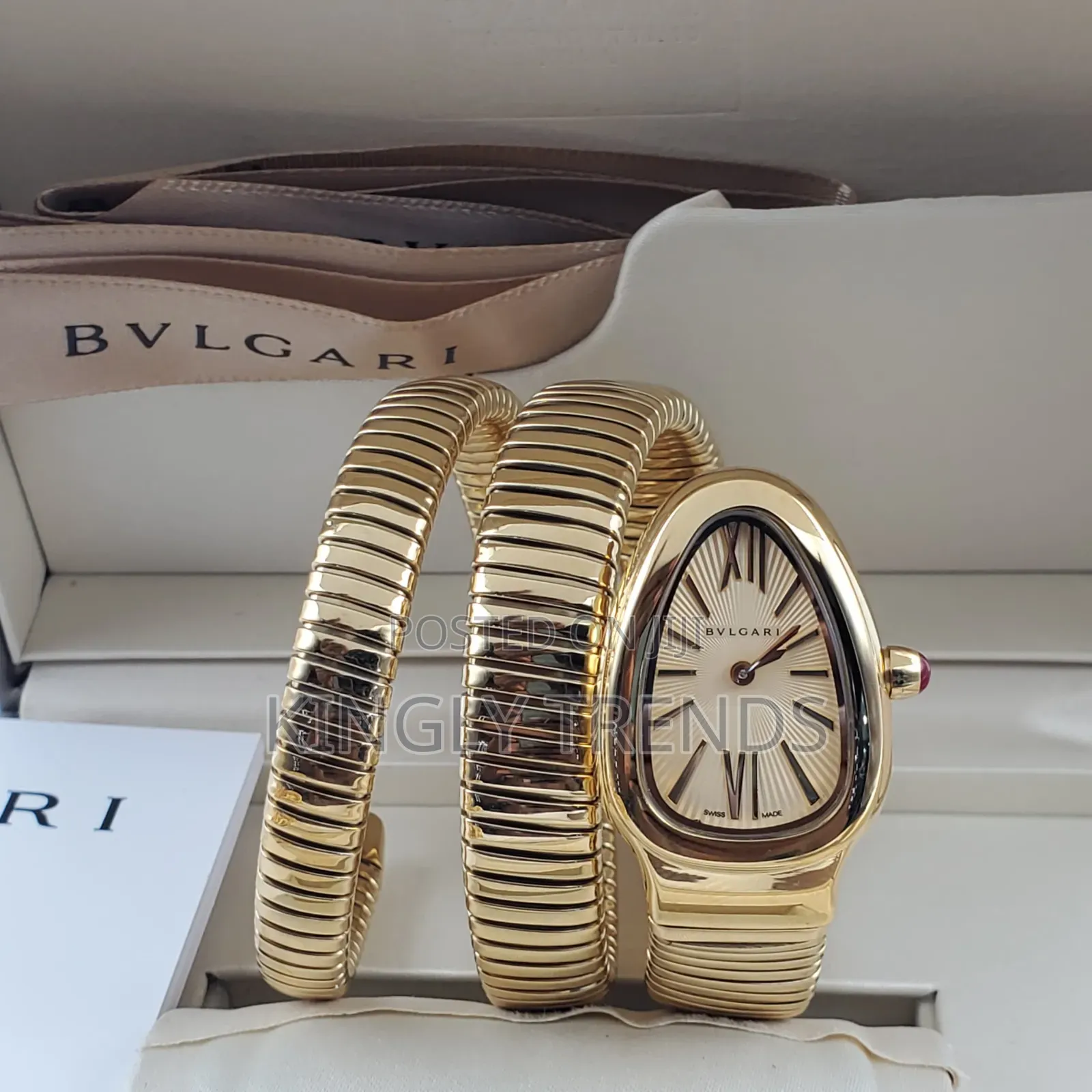 Luxury Female Bvlgari Chain
Wristwatch