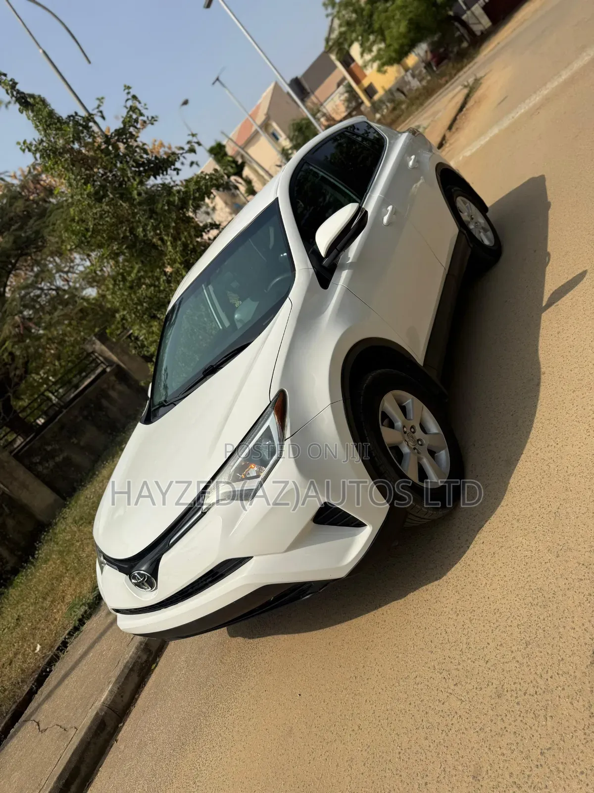 Toyota RAV4 SE AWD (2.5L 4cyl 6A) 2016 White