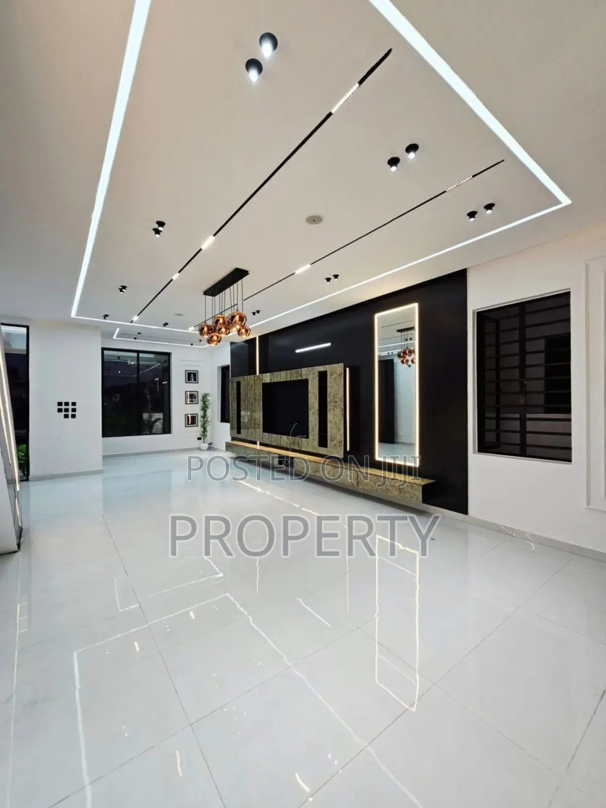 5bdrm Duplex in Ikota for sale