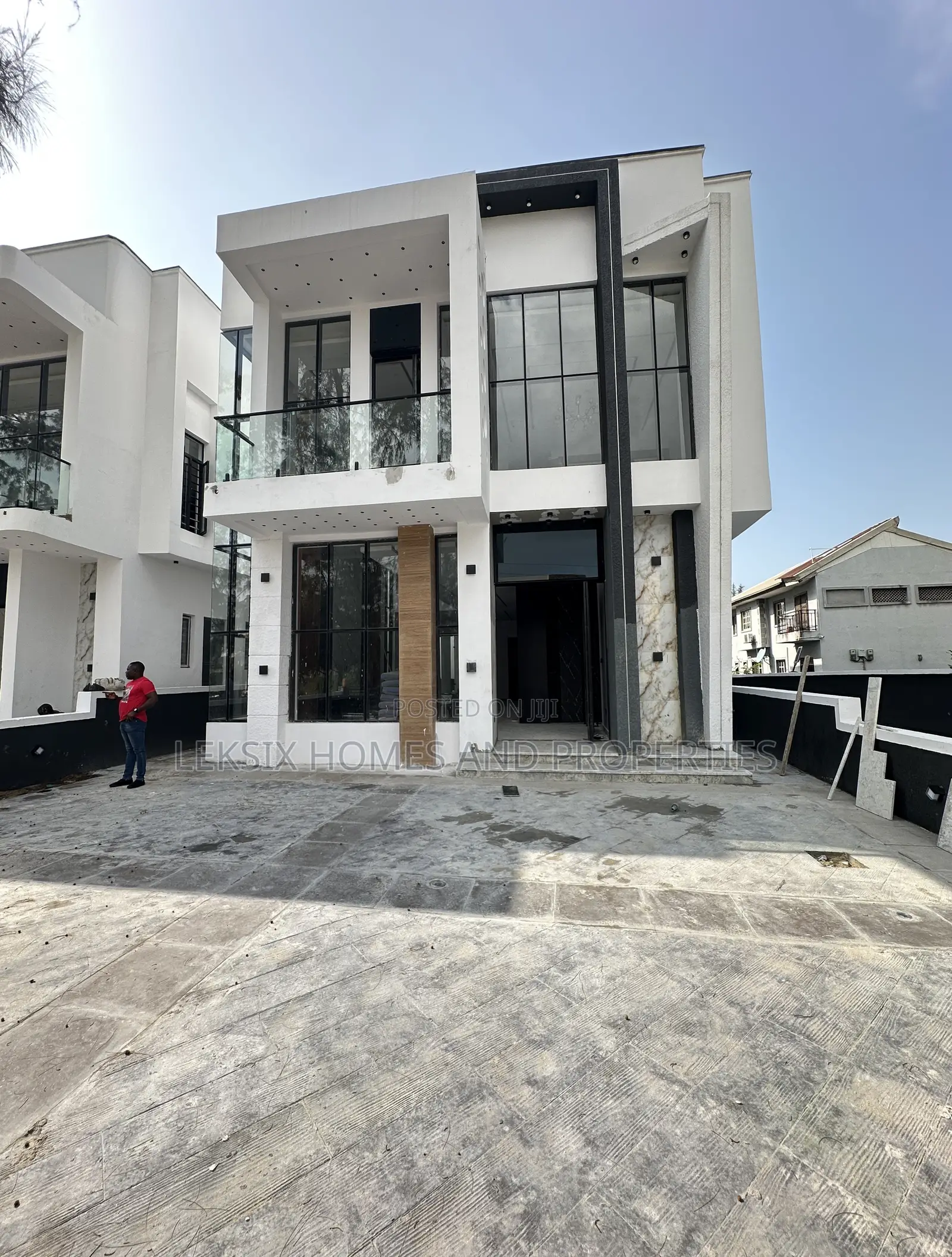 5bdrm Duplex in Megamound, Ikota for sale