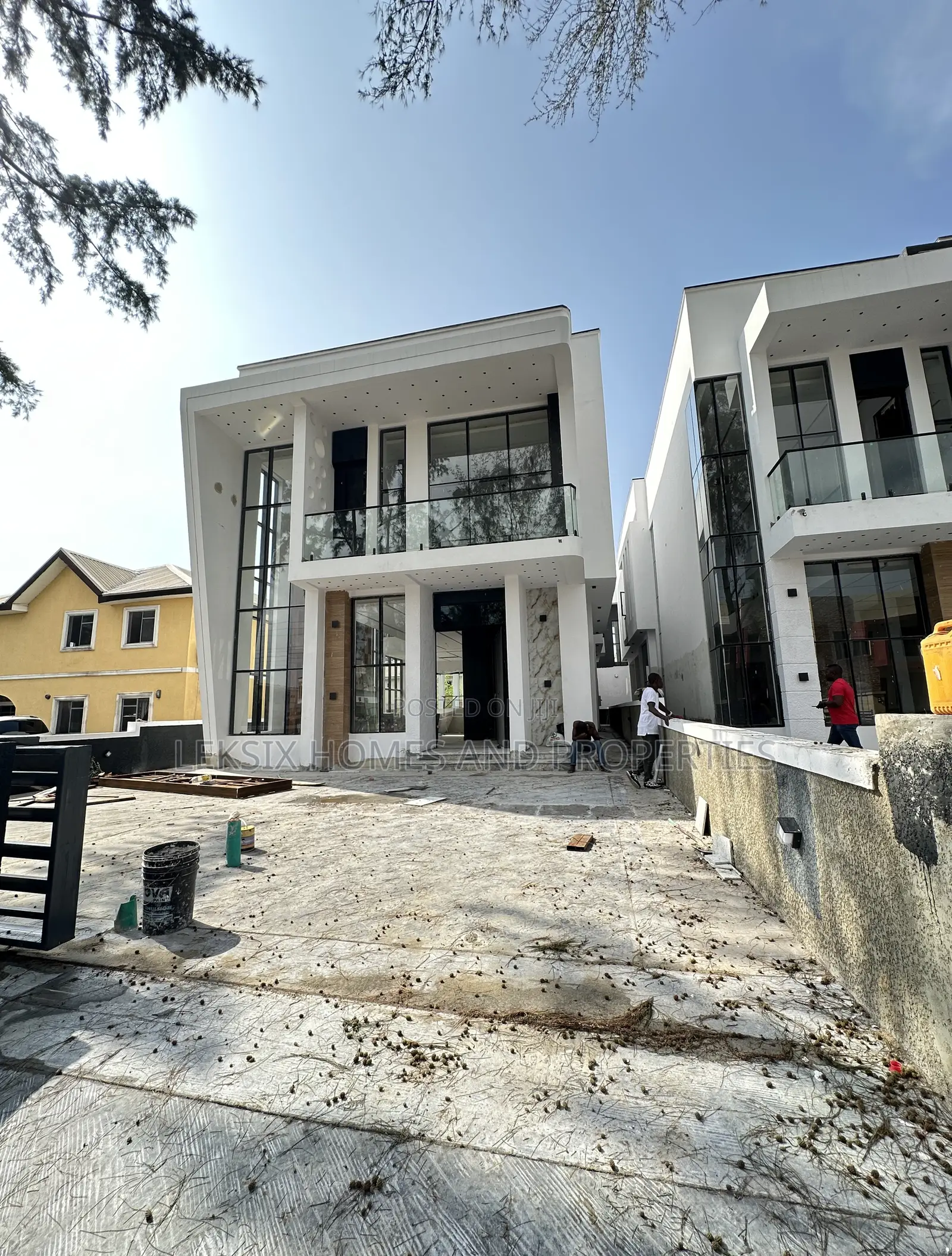 5bdrm Duplex in Megamound, Ikota for sale
