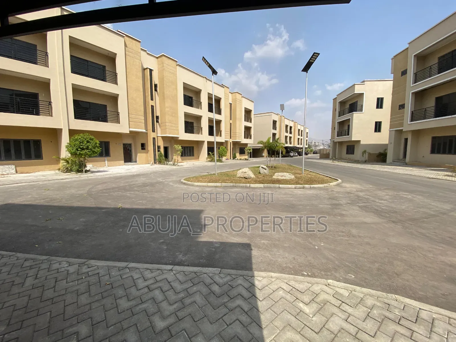 4bdrm Duplex in Serene Estate, Jahi for sale
