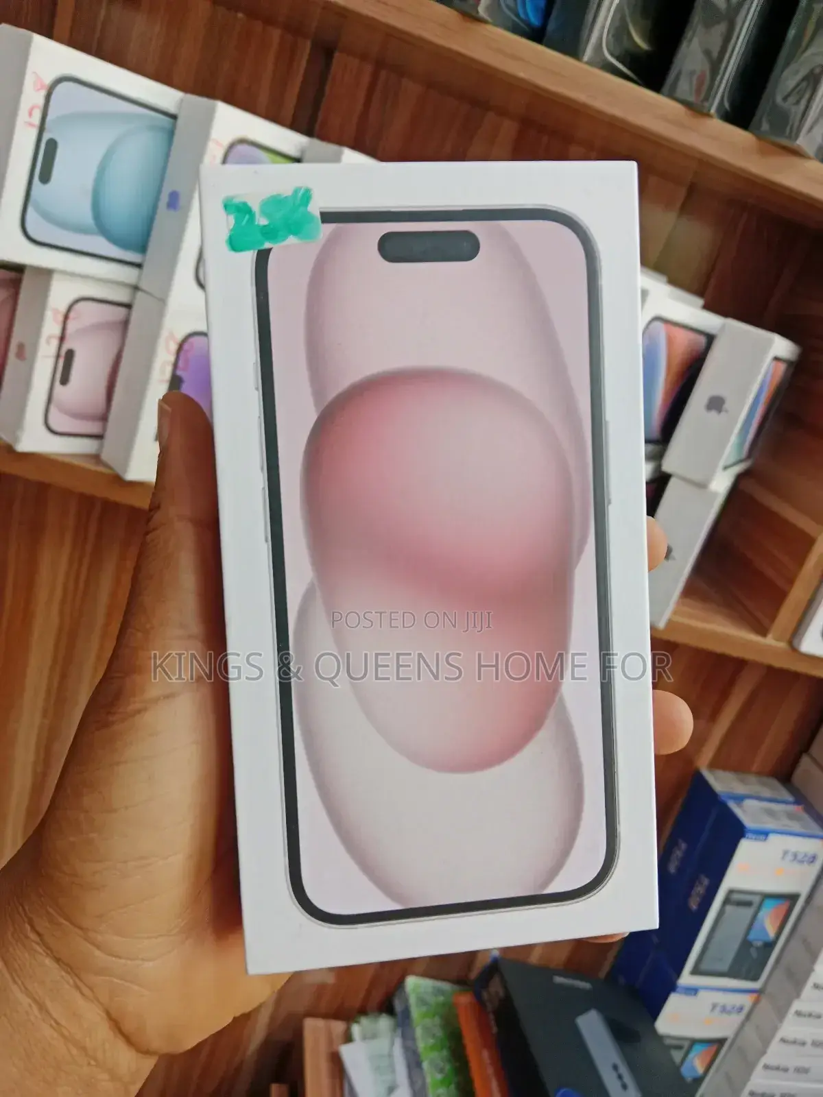 New Apple iPhone 15 256 GB Pink