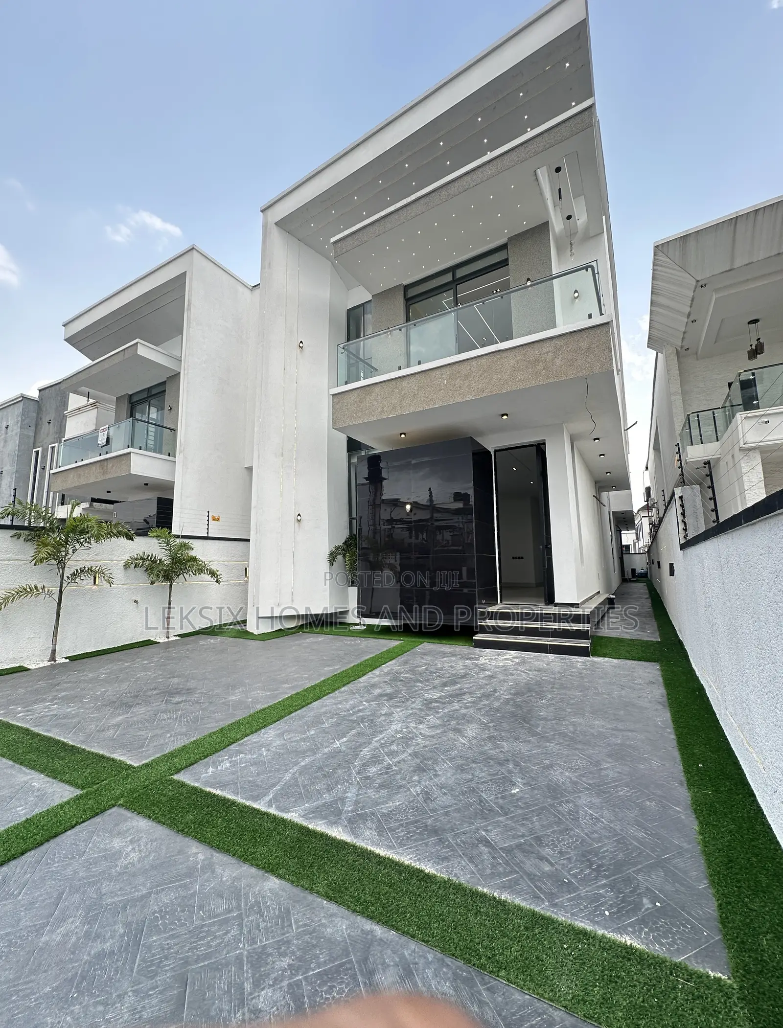 5bdrm Duplex in A Secured Code To, Ado / Ajah for sale