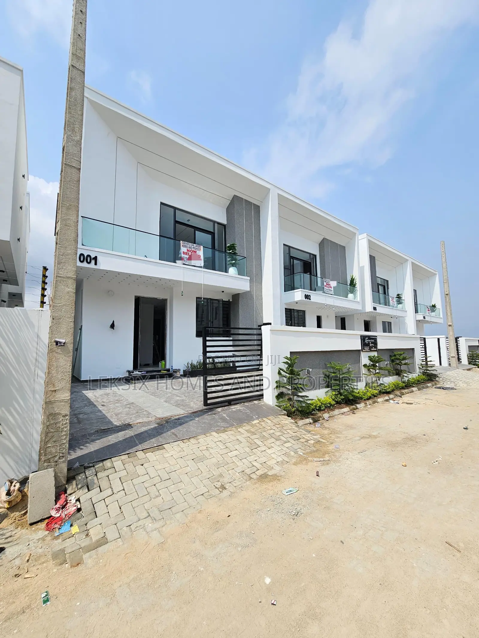 4bdrm Duplex in A Well Secured Code, Ado / Ajah for sale