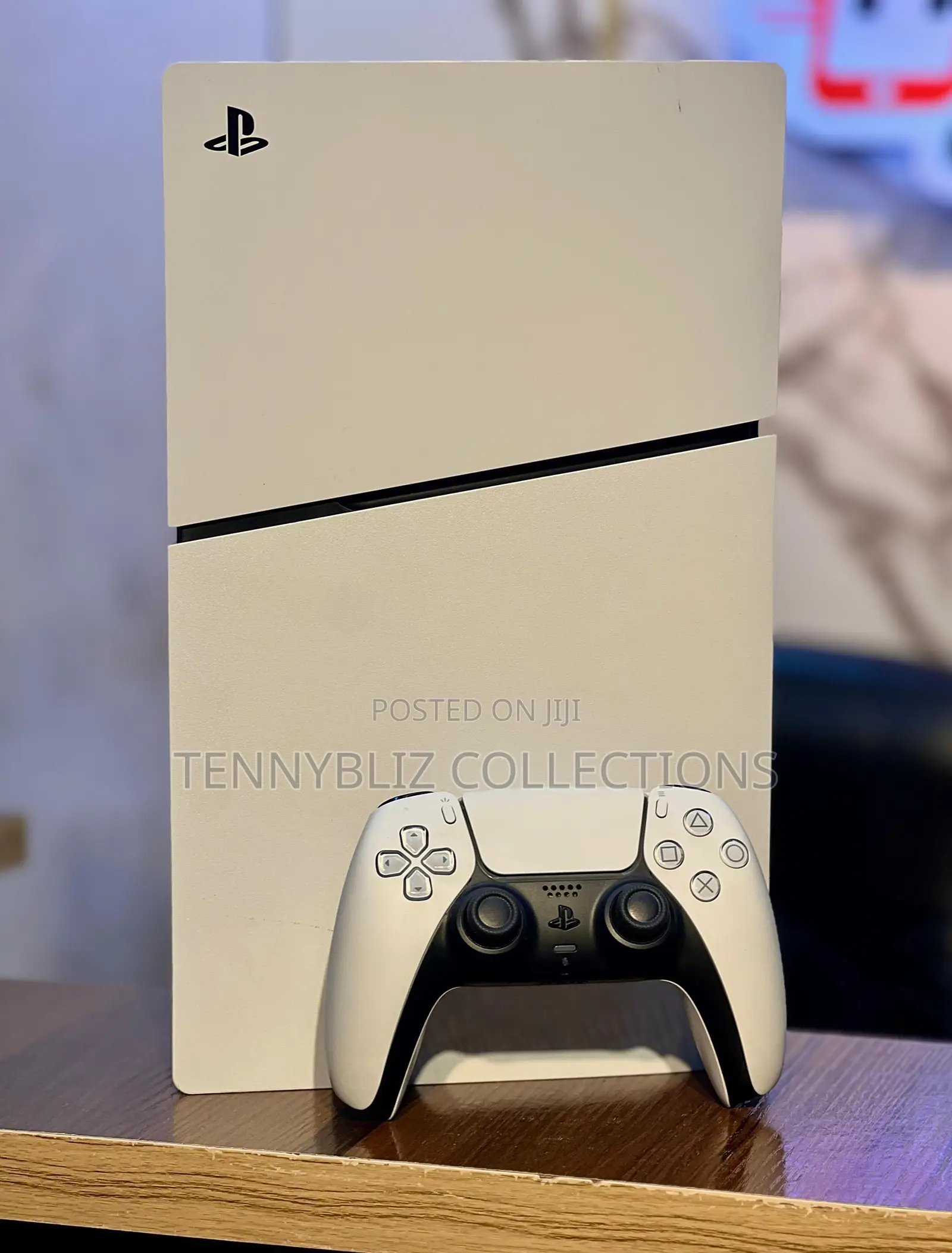 Perfectly Working Used 5 Slim — 2 Controllers, Games Online Access