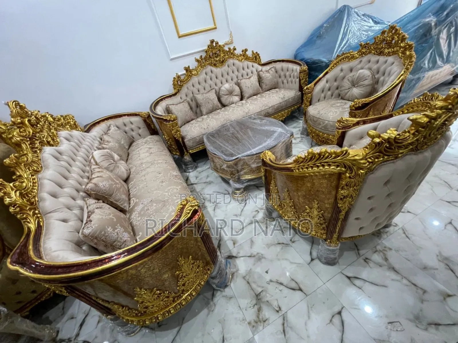 Great in Excellent Sofa Set