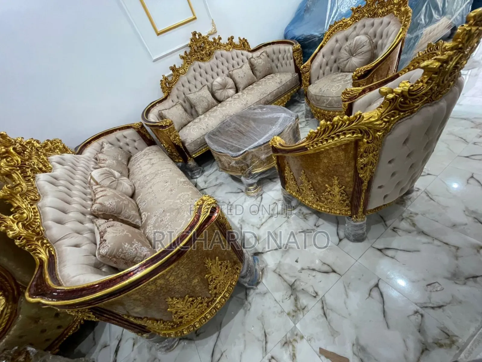 Great in Excellent Sofa Set