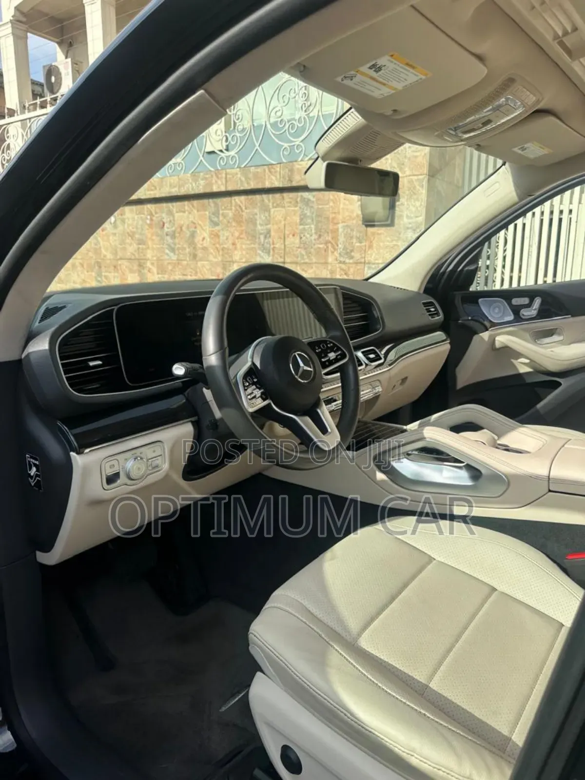 Mercedes-Benz 1722 2020 Black