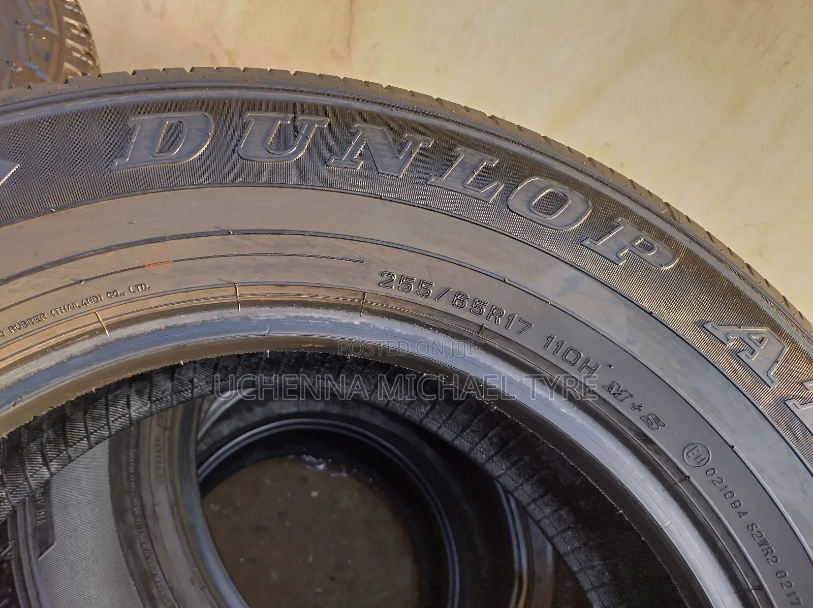 Clean Japanese Used Dunlop Tyre