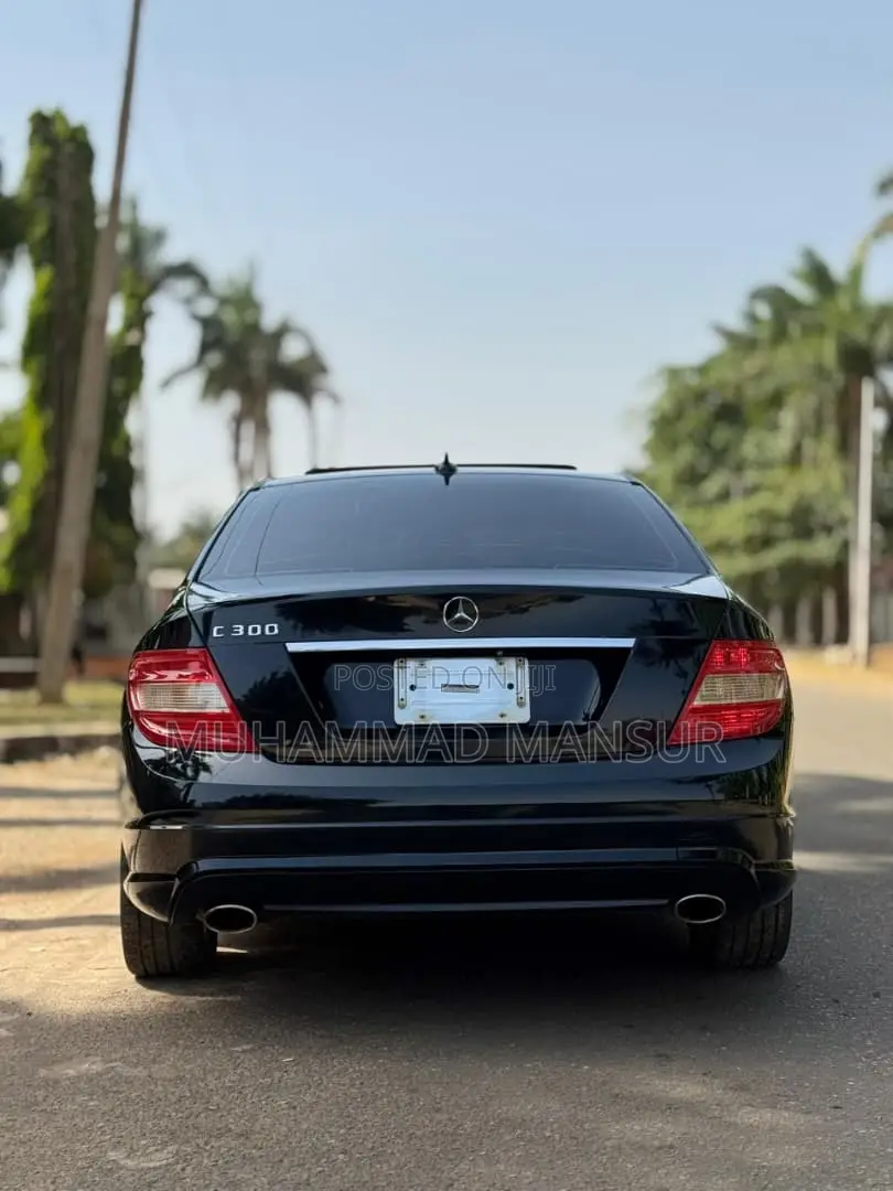 Mercedes-Benz C300 Sport Sedan RWD (3.0L 6cyl 6M) 2011 Black
