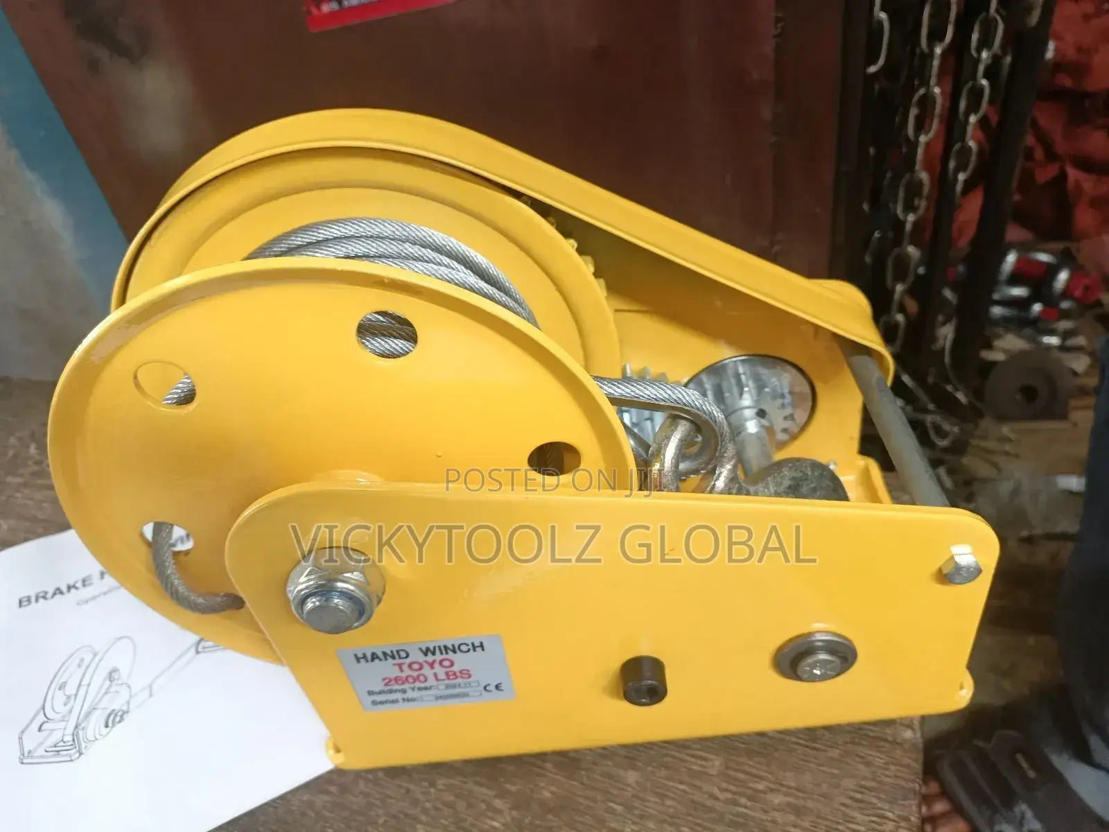 2600lbs Boat Hand Winch With Steel Cable and Hook (1.3ton)
