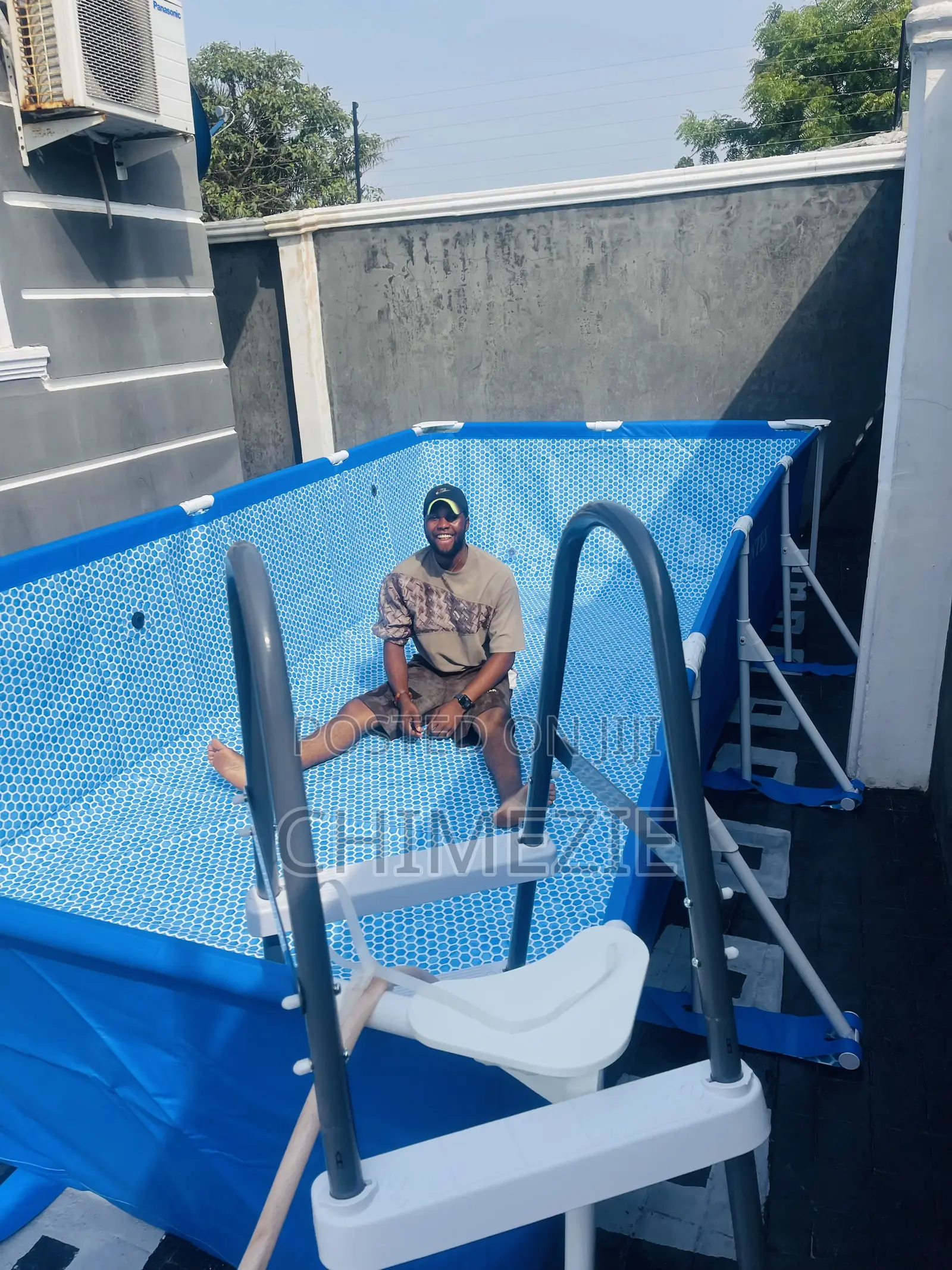 15ft by 7ft Intex Swimming Pool With Ladder
