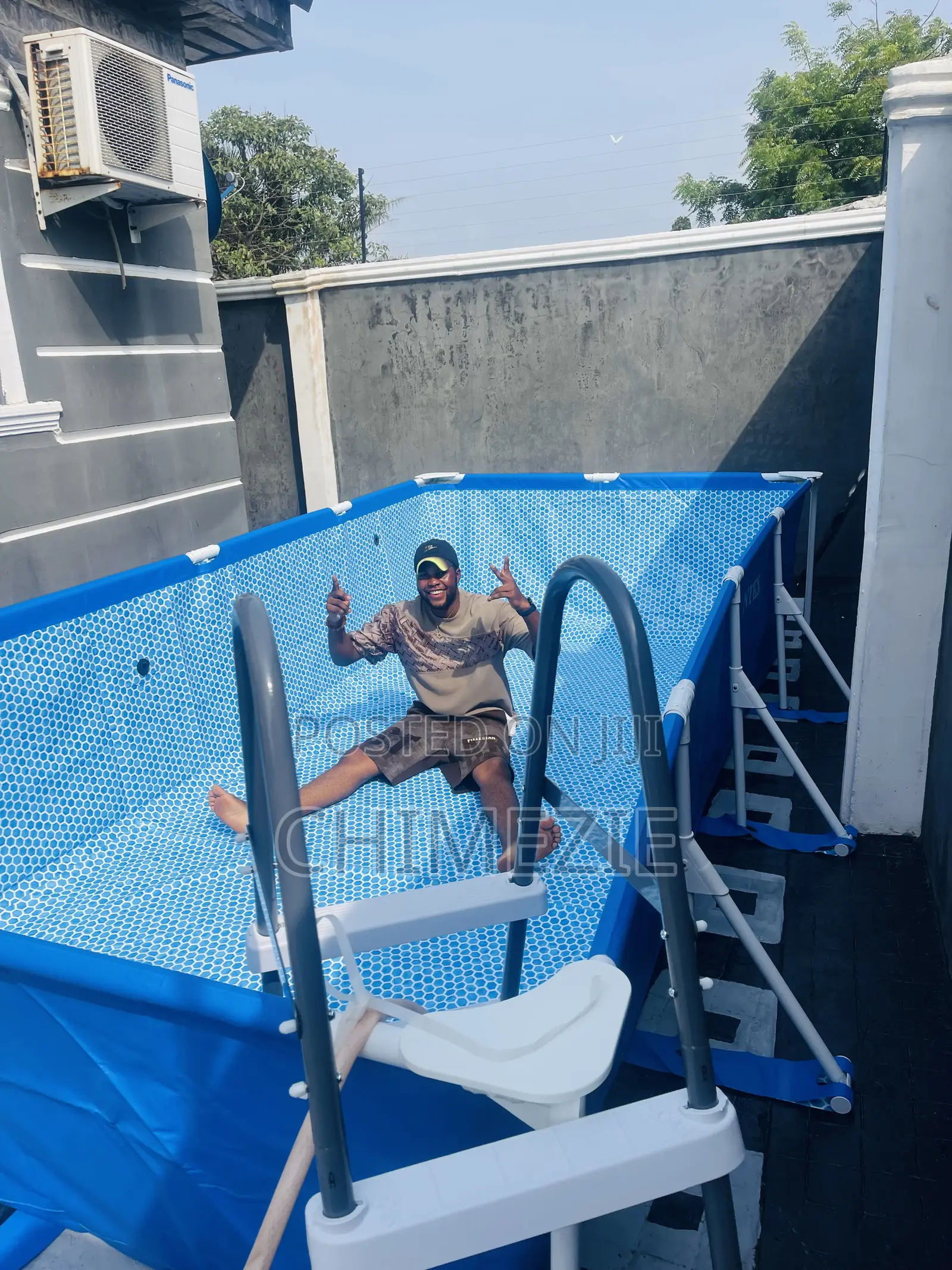 15ft by 7ft Intex Swimming Pool With Ladder