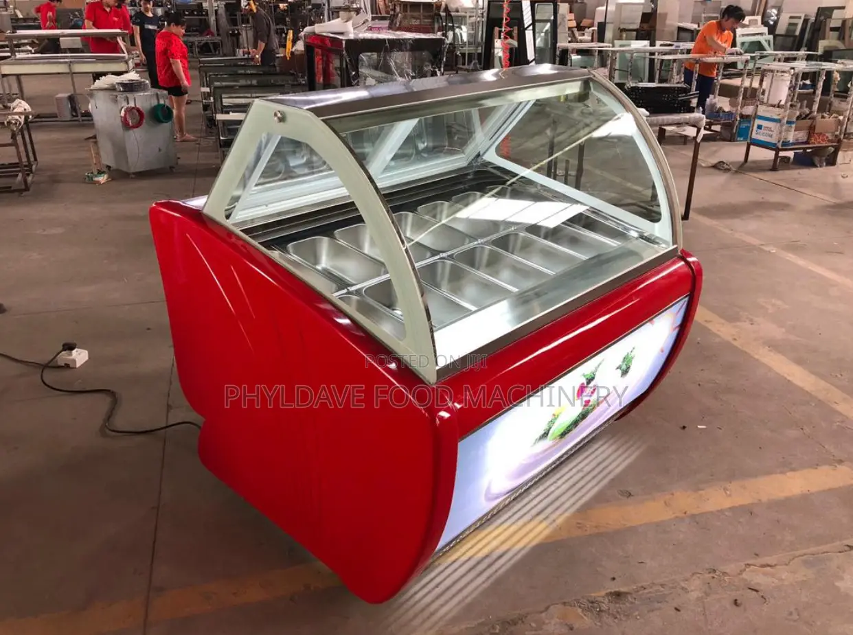 12 Pans Ice Cream Display
