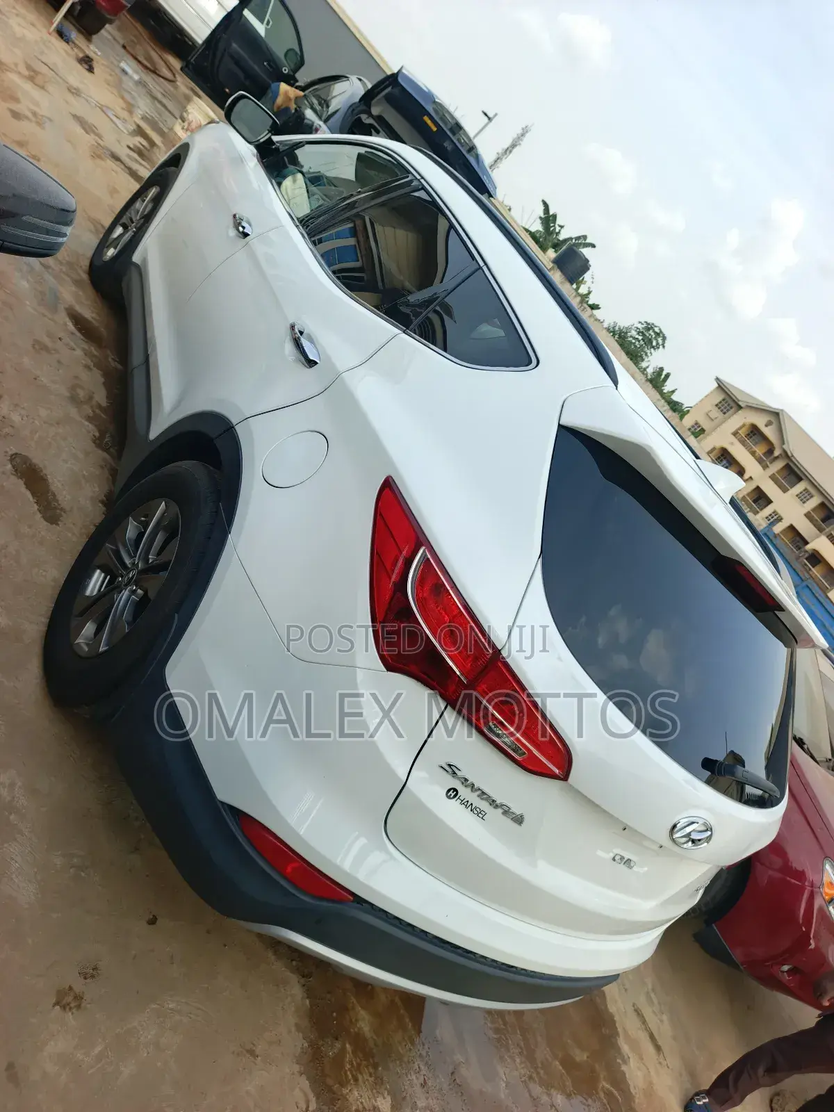 Hyundai Santa Fe 2013 White